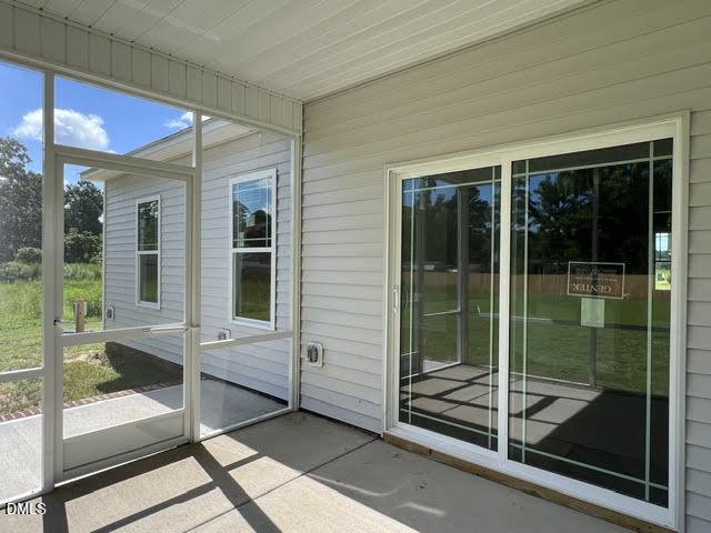 111 Lynn Lane Property Photo 16