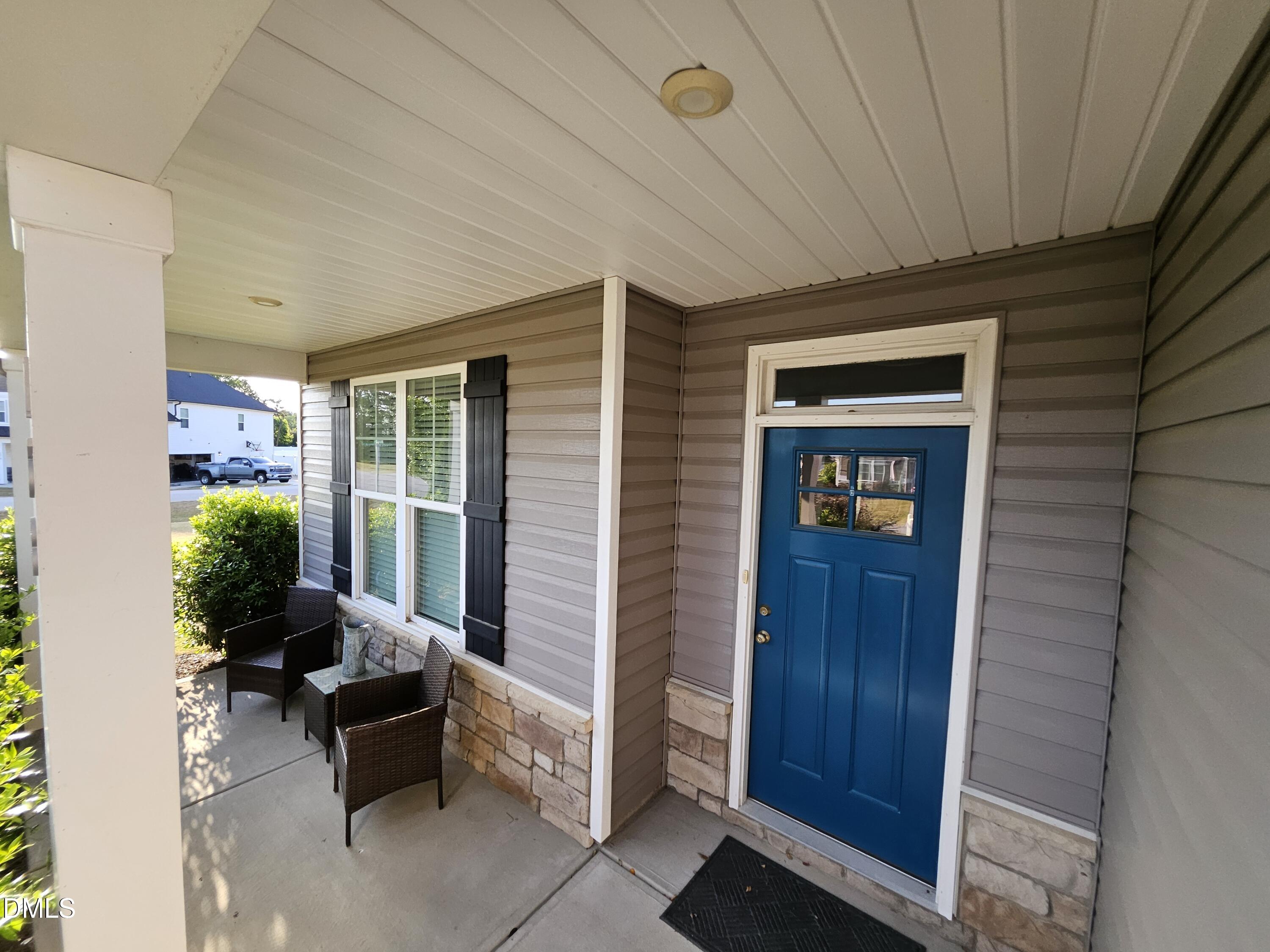 138 Beverly Place Property Photo 5