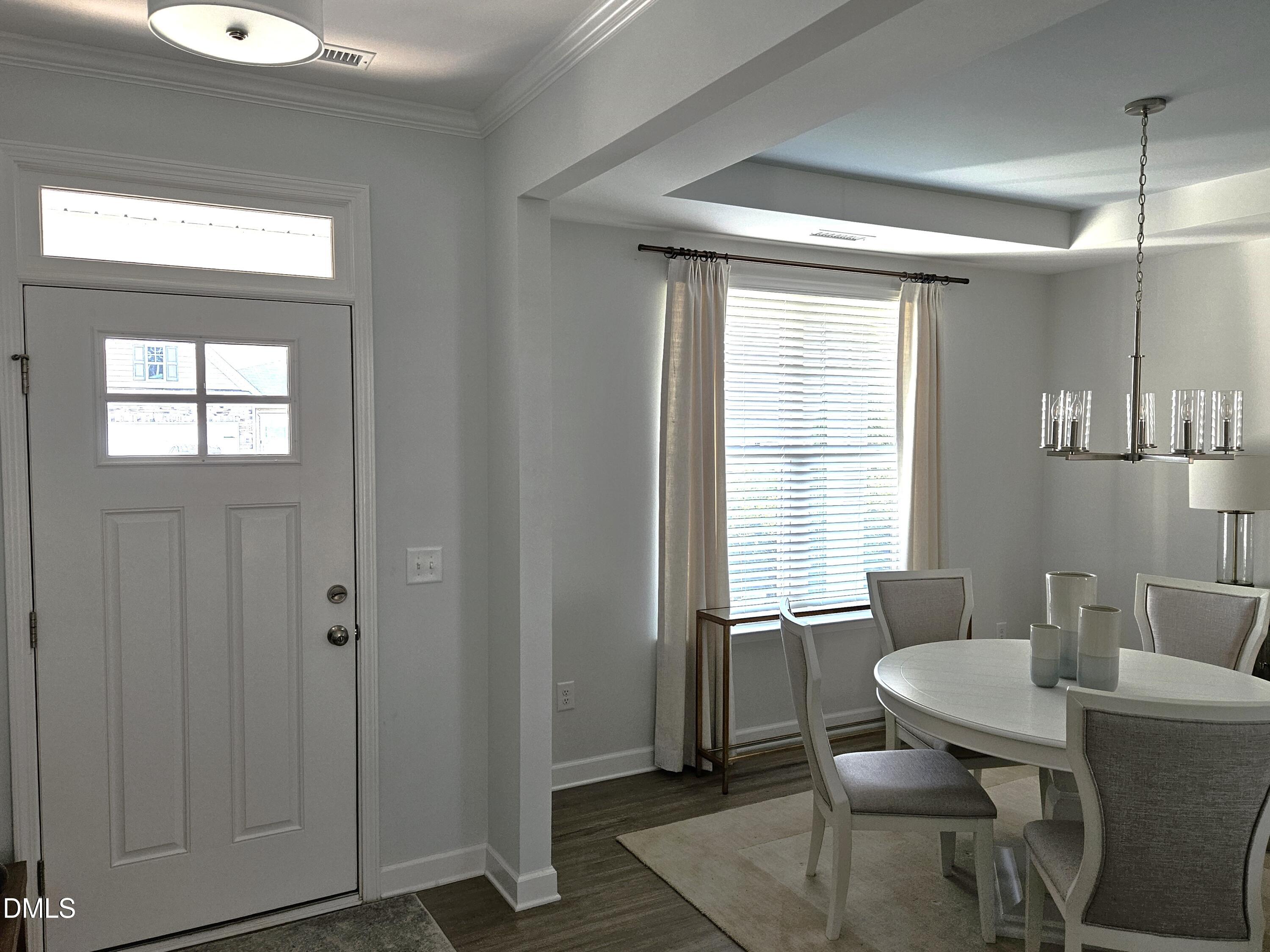 138 Beverly Place Property Photo 6