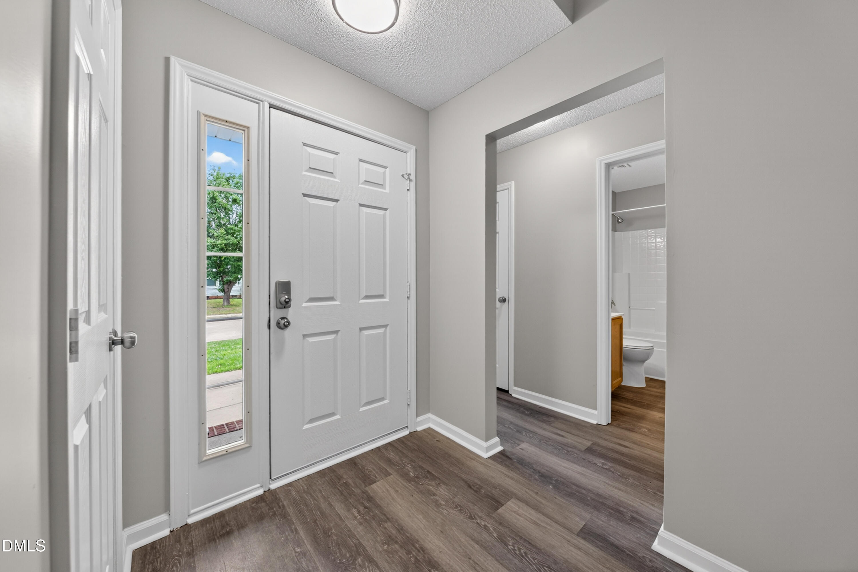 2119 Charny Drive Property Photo 3