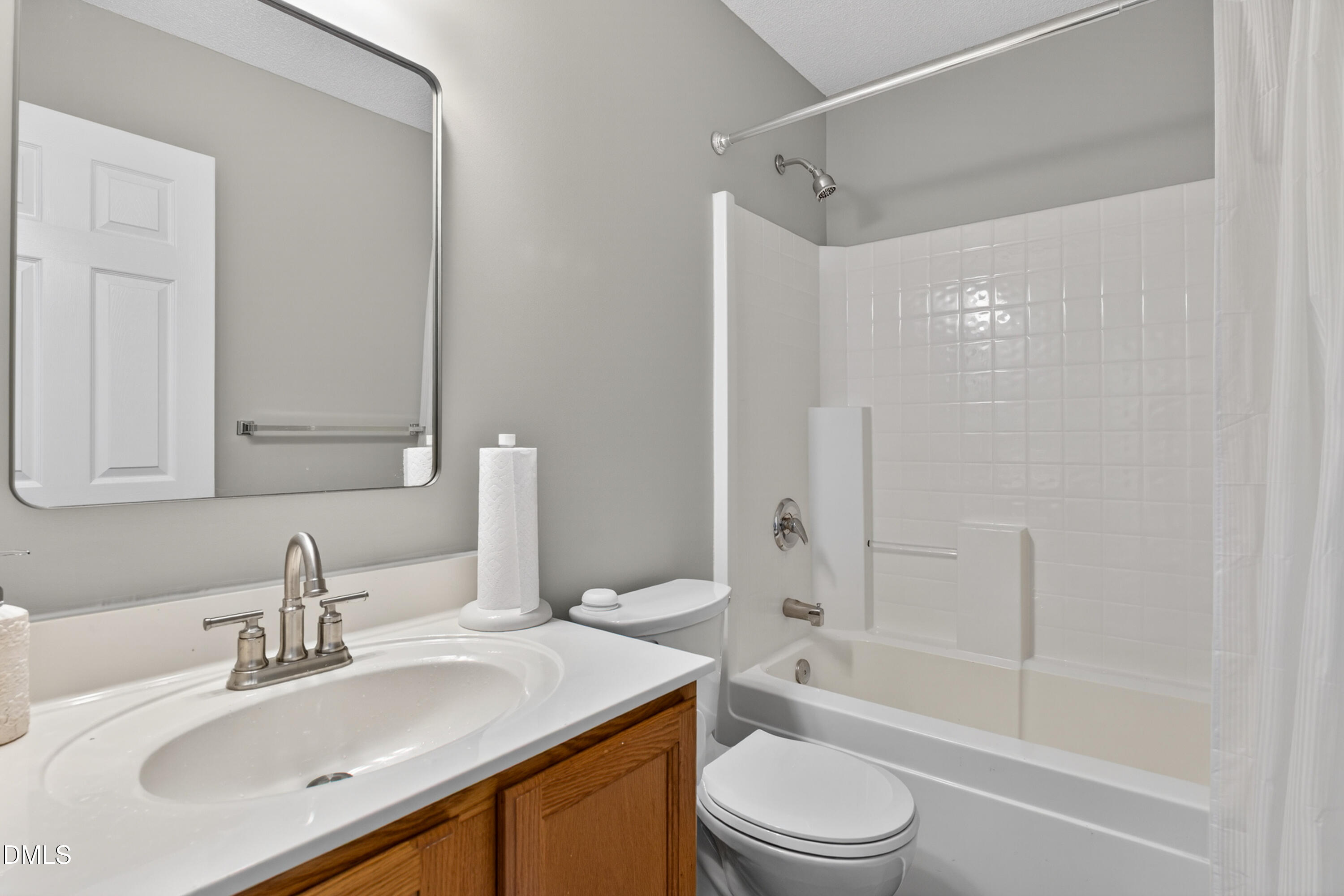 2119 Charny Drive Property Photo 7