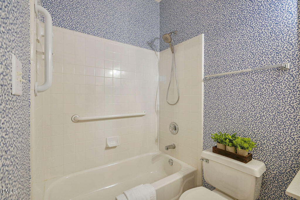 125 Chimney Rise Drive Property Photo 31