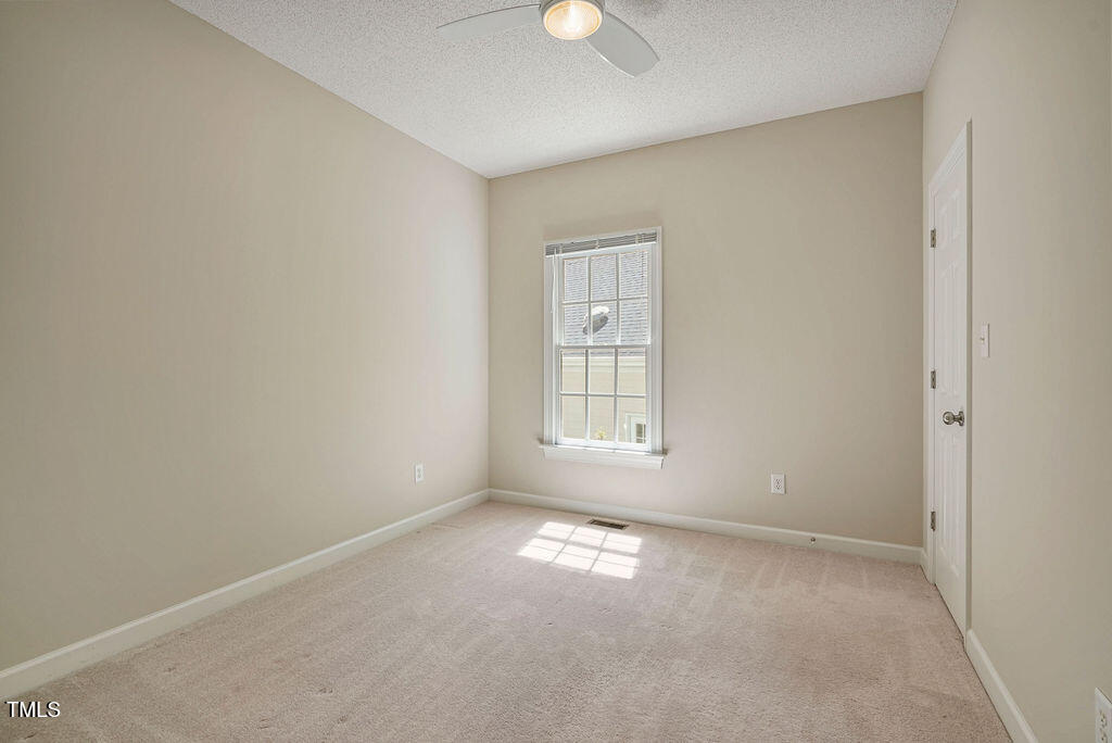 125 Chimney Rise Drive Property Photo 32