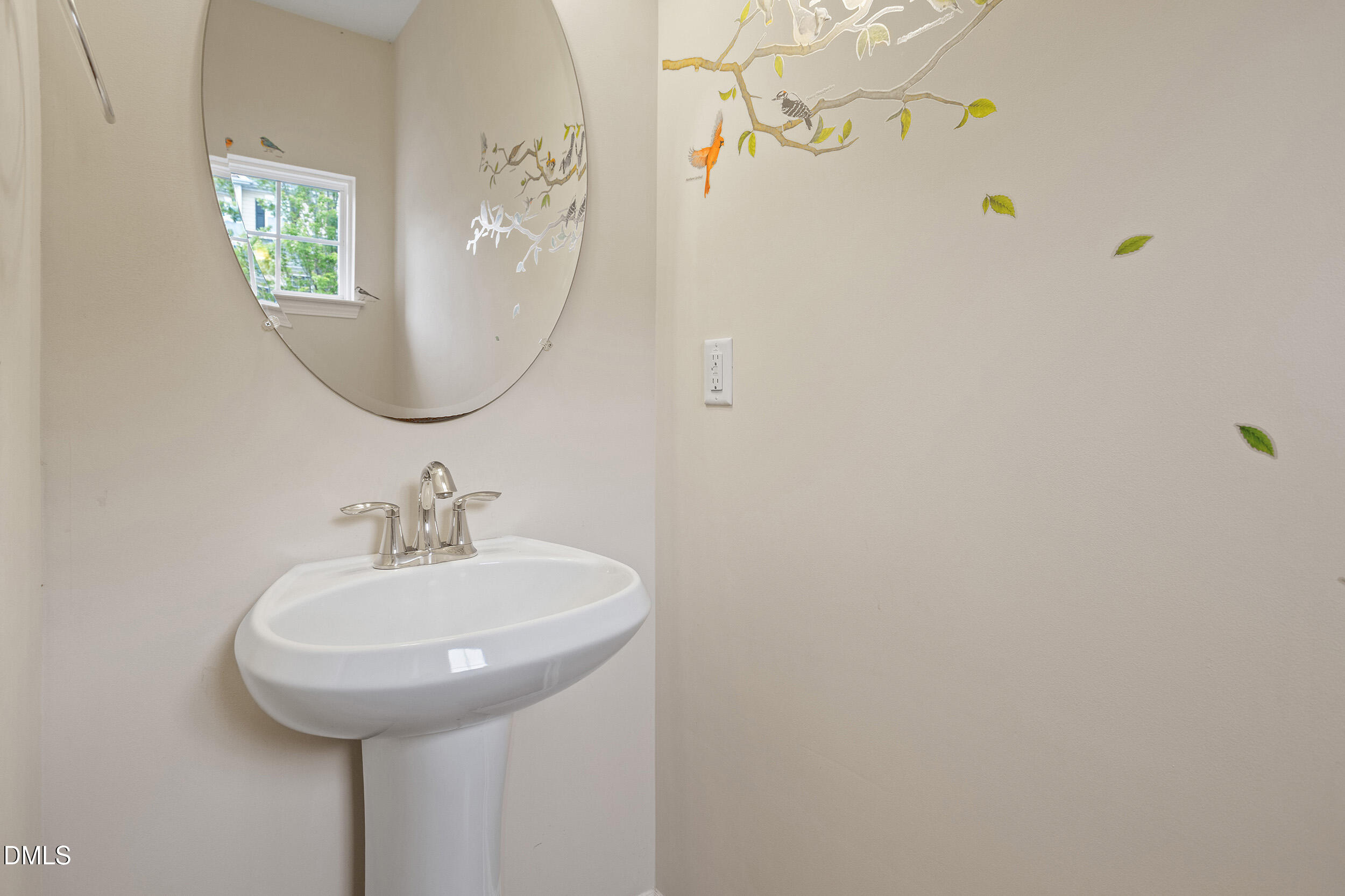 9135 Wooden Road Property Photo 12