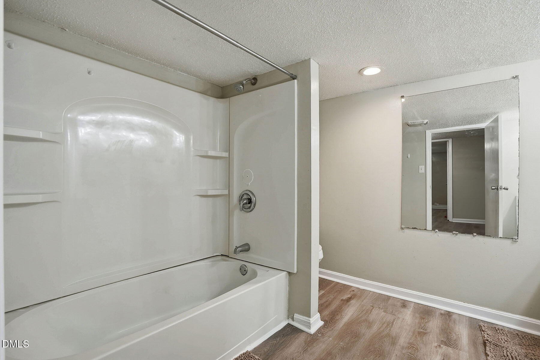 204 W Hill Street Property Photo 14