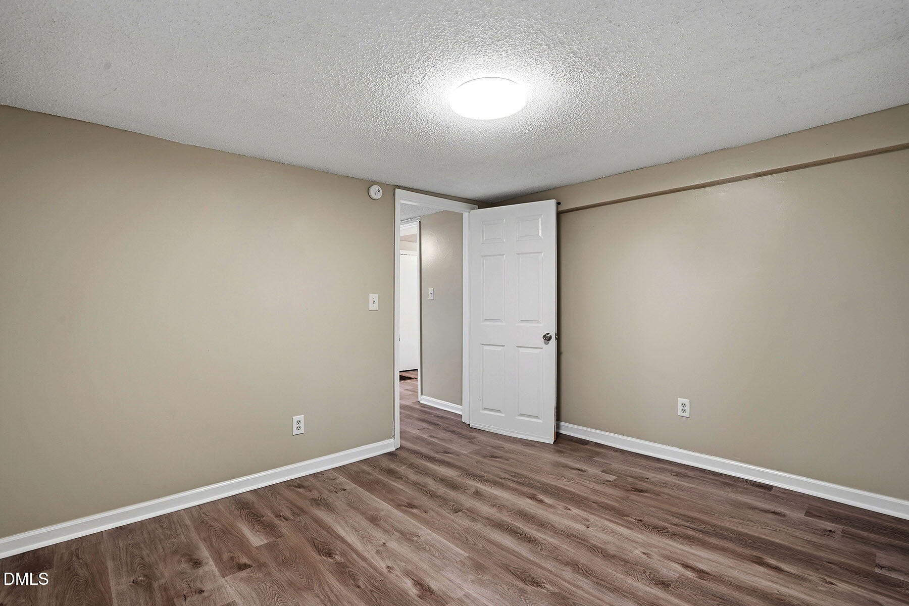 204 W Hill Street Property Photo 19