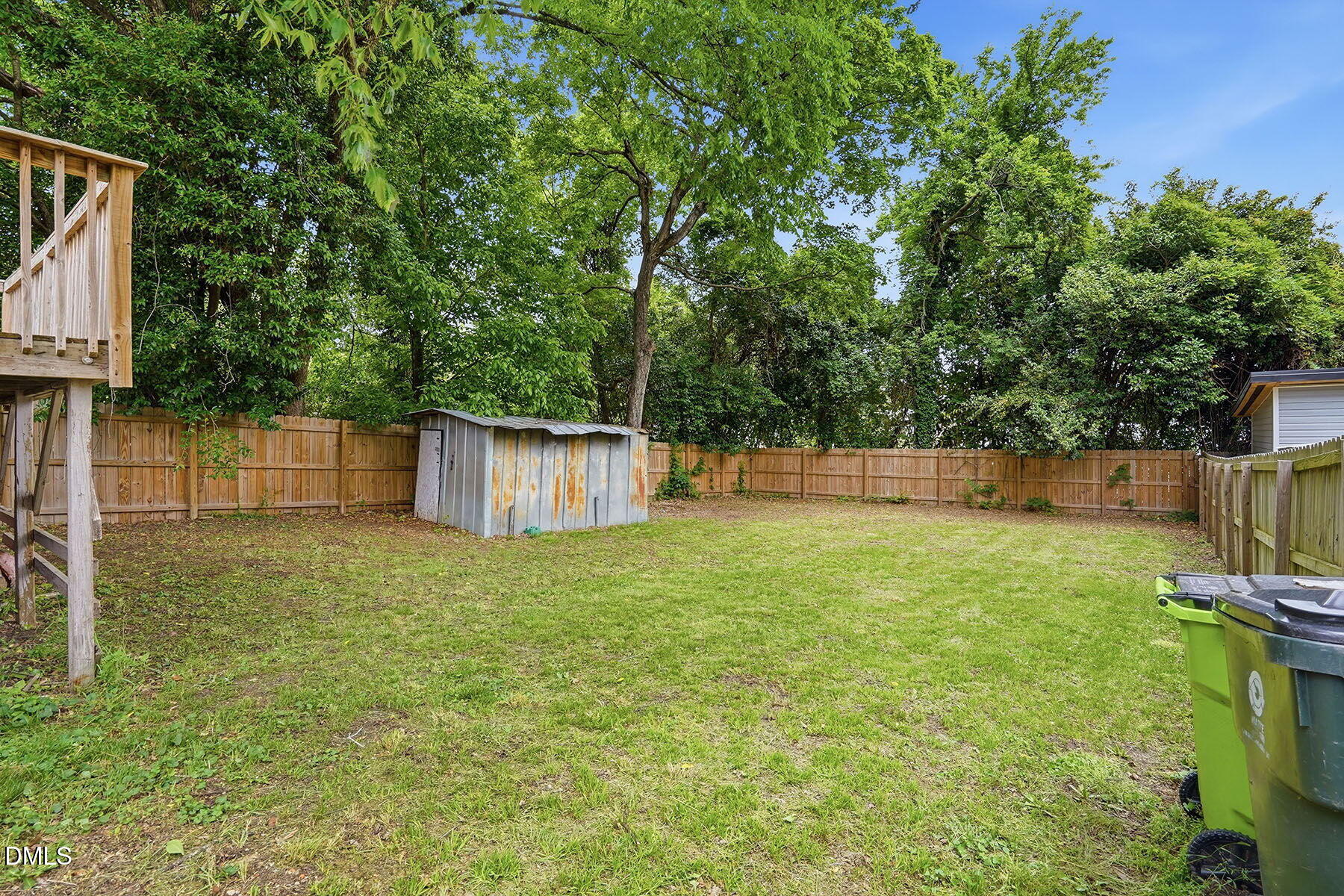 204 W Hill Street Property Photo 24