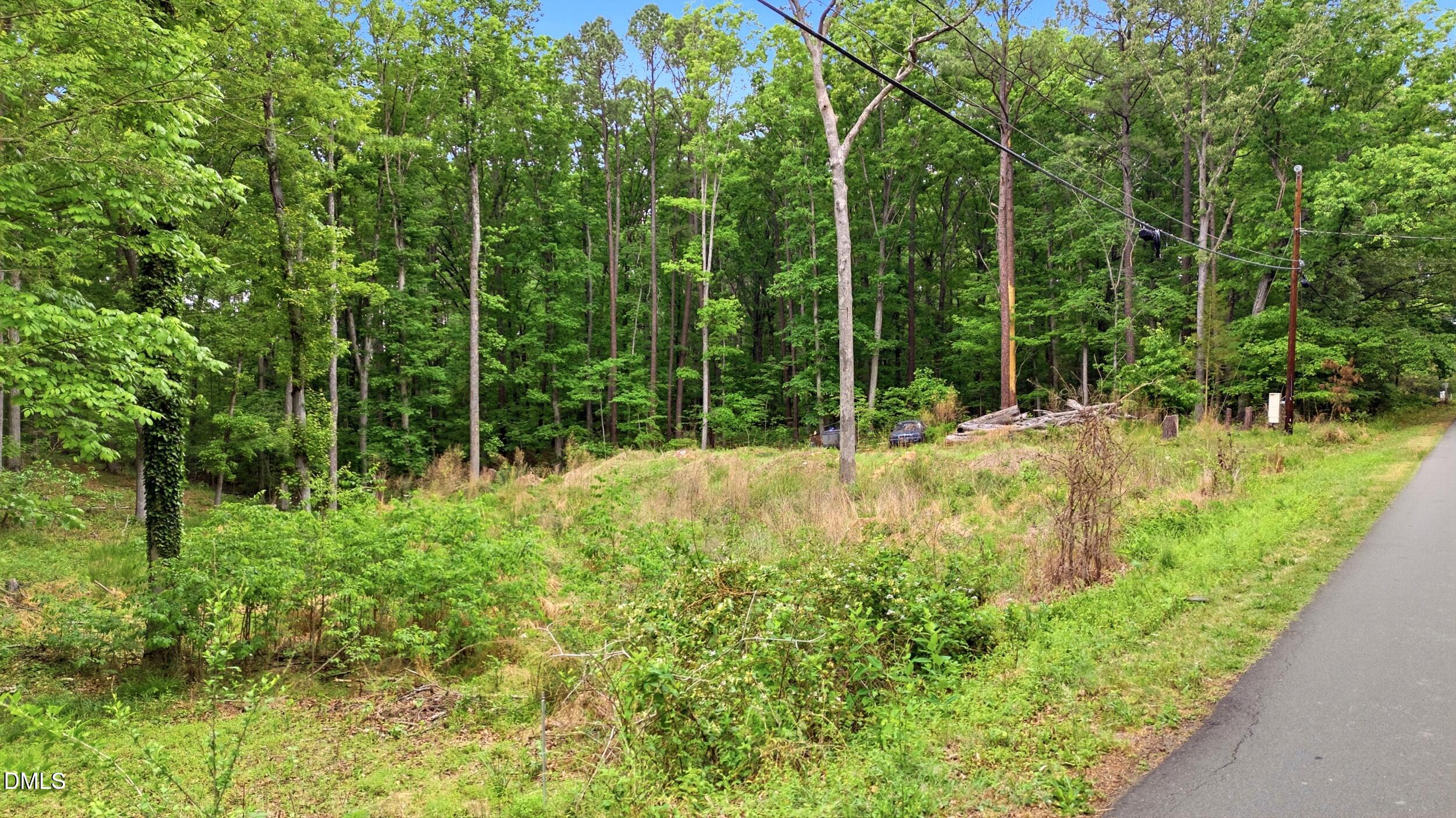 909 Valmet Drive Property Photo 3