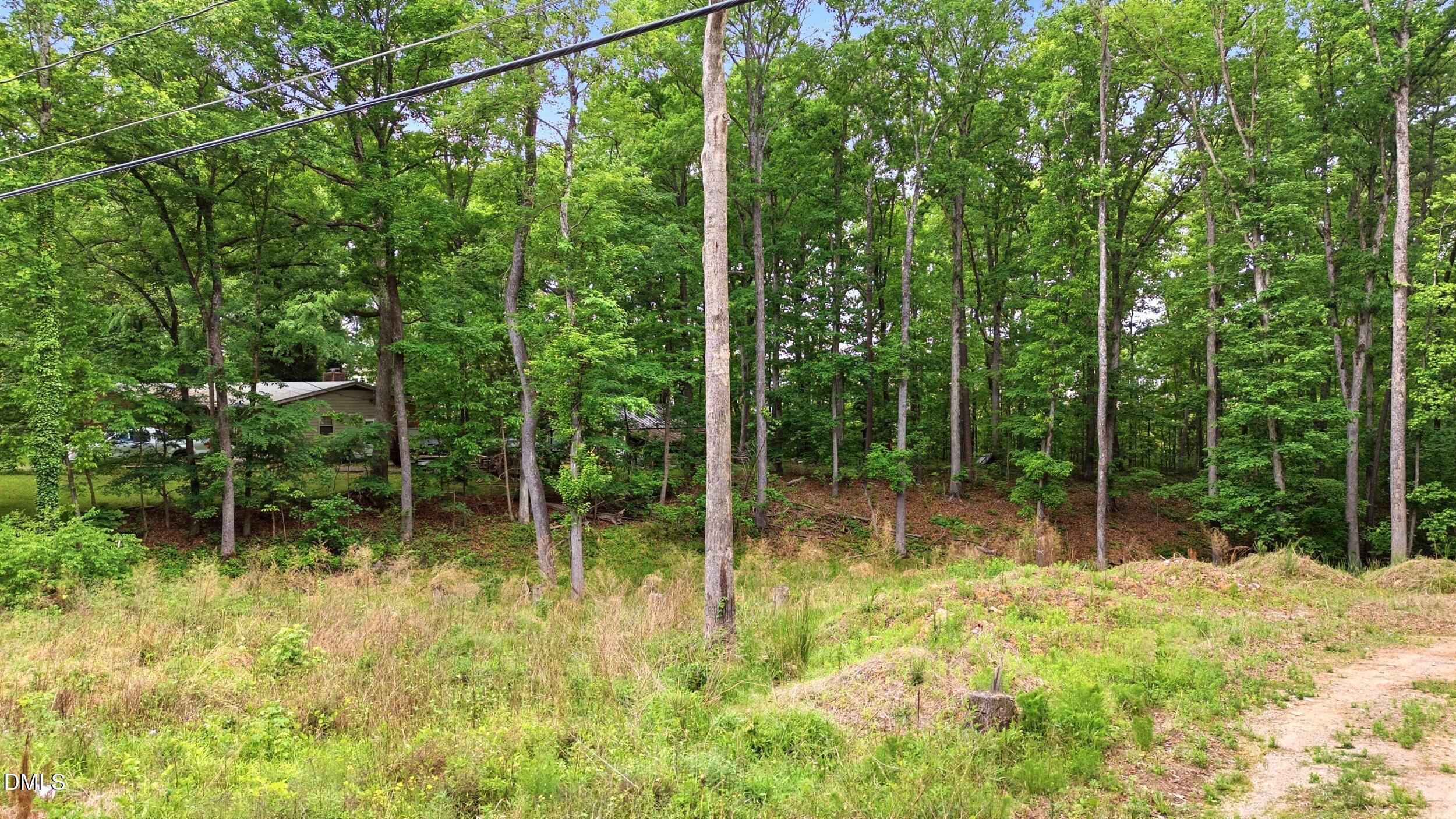 909 Valmet Drive Property Photo 5