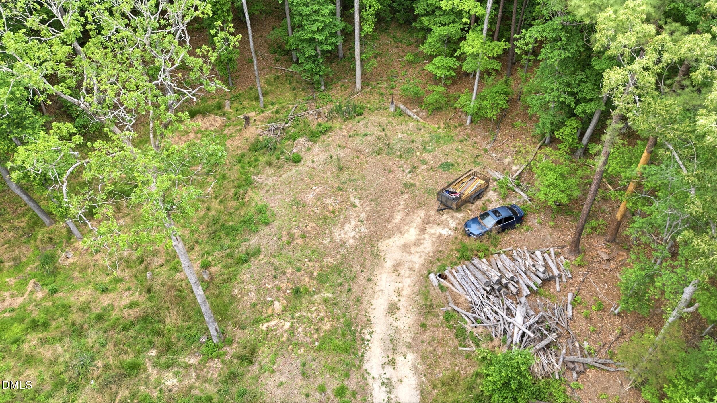 909 Valmet Drive Property Photo 13