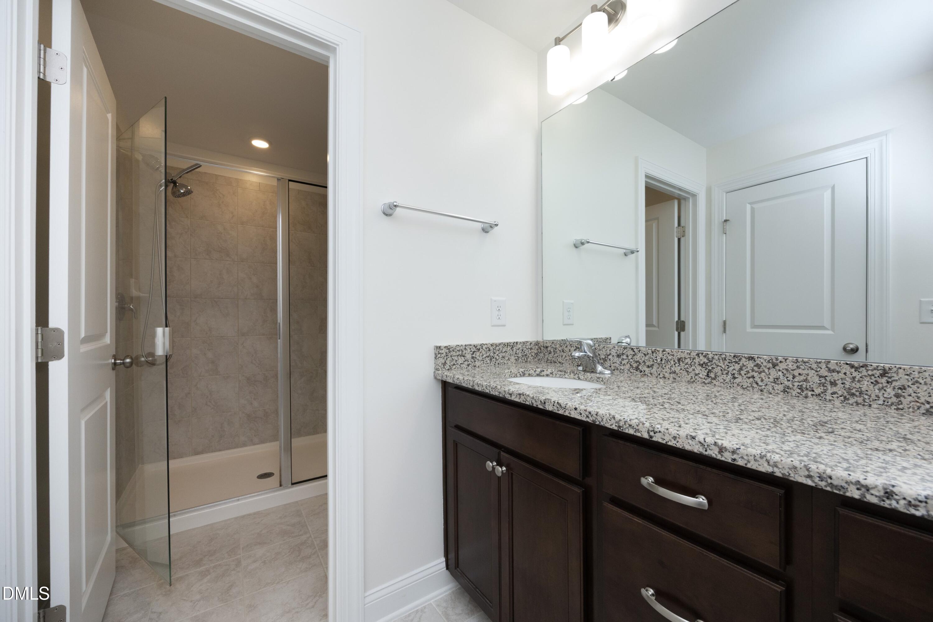810 Winter Meadow Drive Property Photo 19