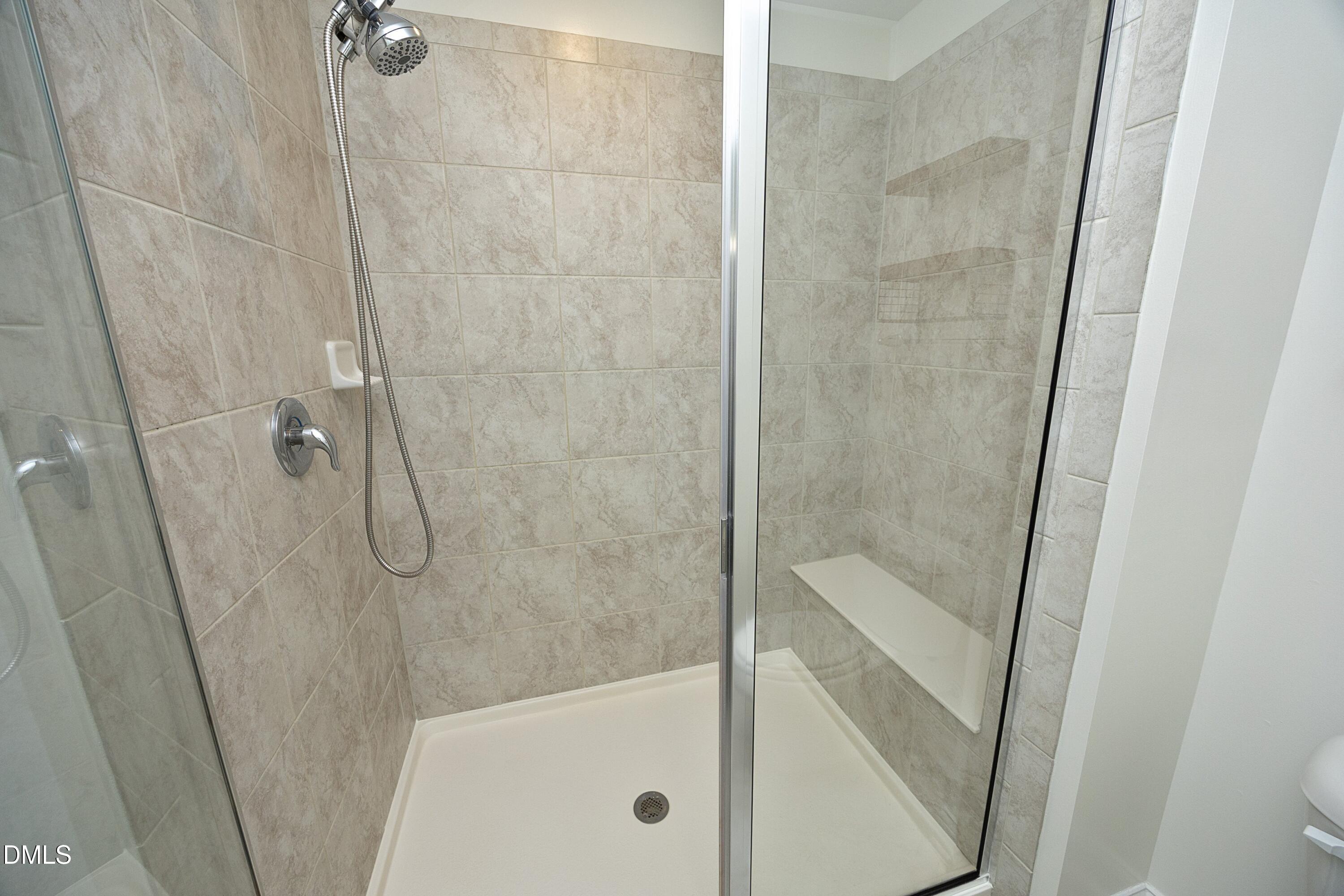 810 Winter Meadow Drive Property Photo 20