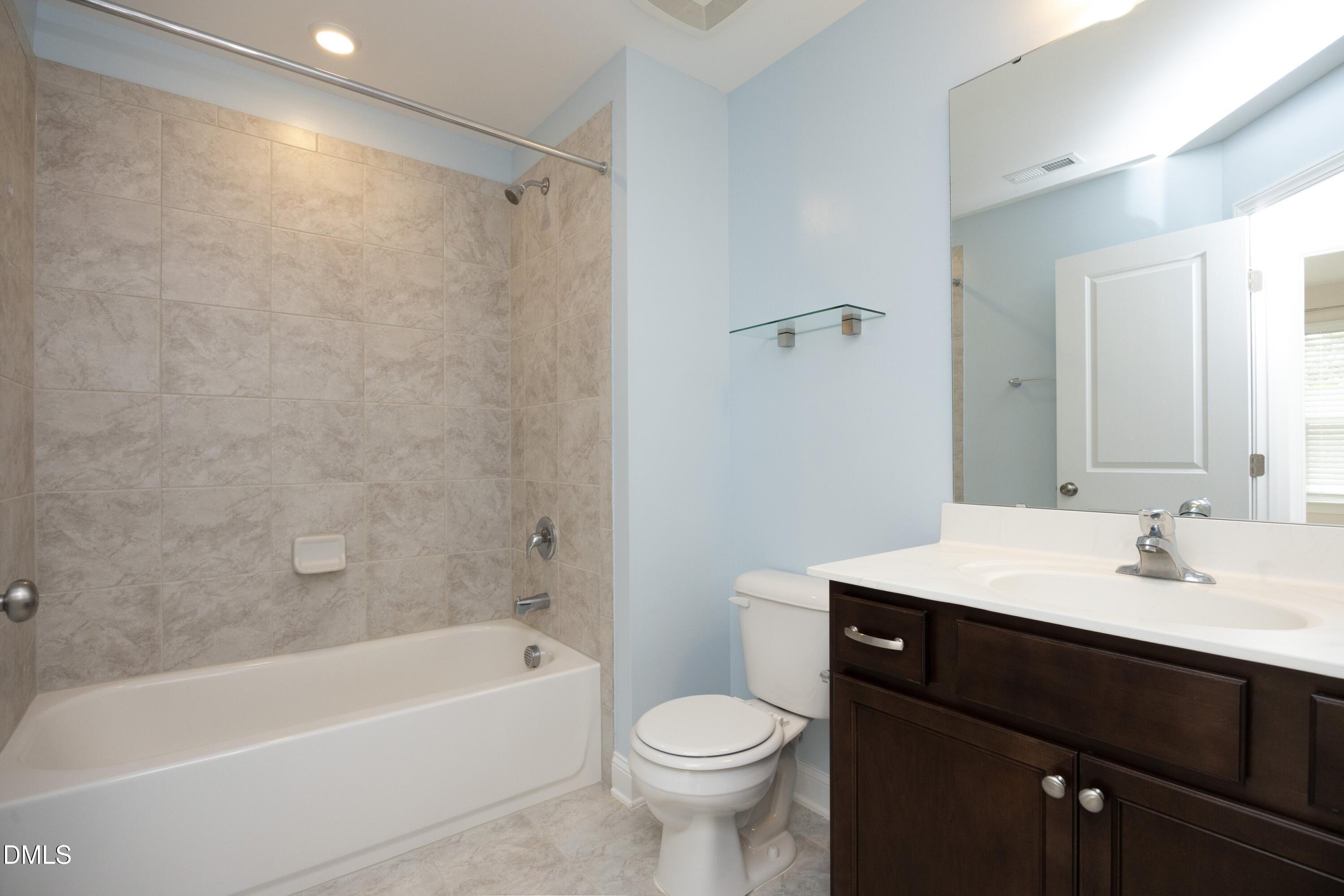 810 Winter Meadow Drive Property Photo 24