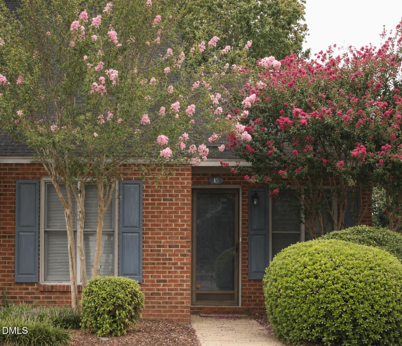 61 Fashion Place Property Photo 1