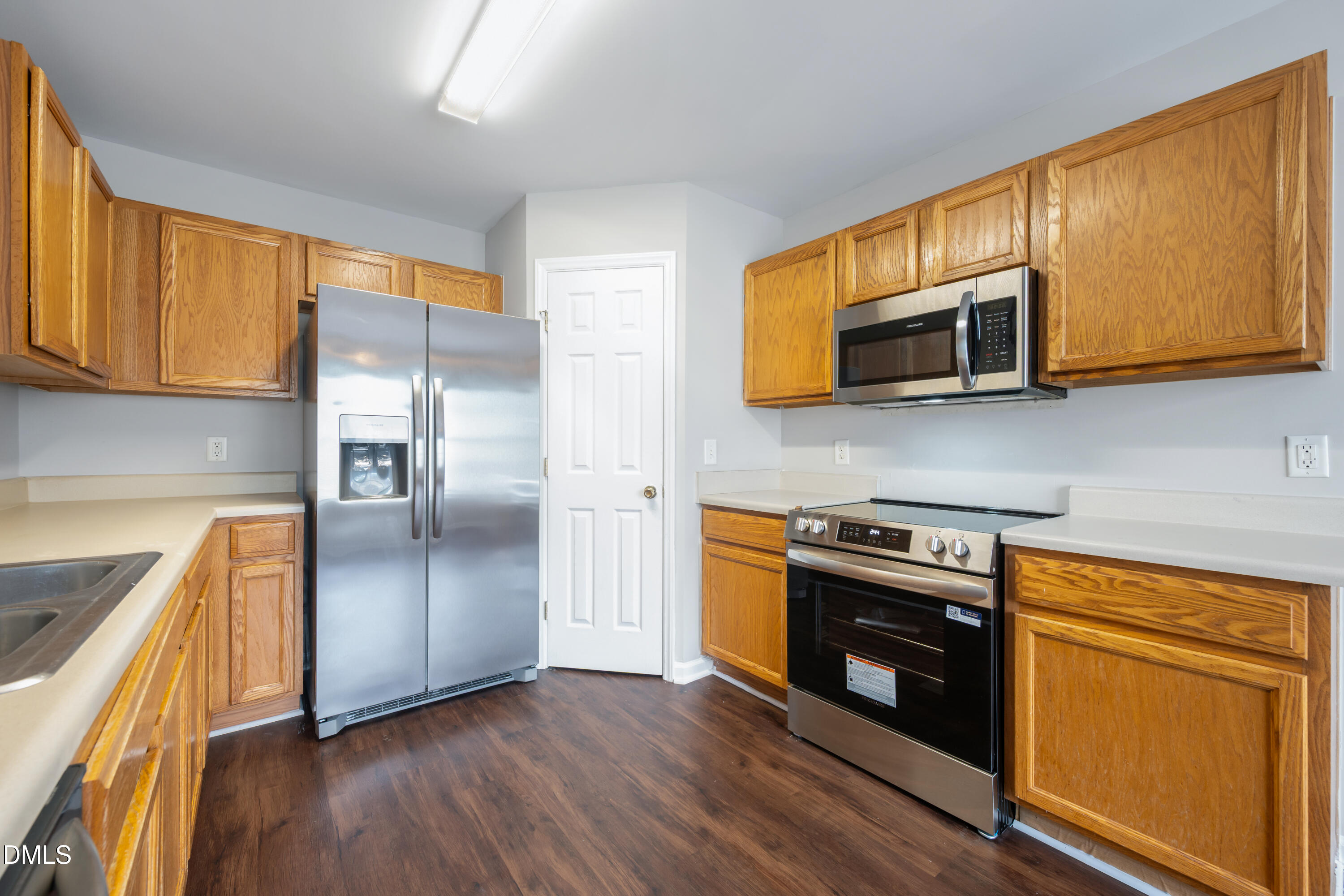 1532 Pebble Ridge Drive Property Photo 16