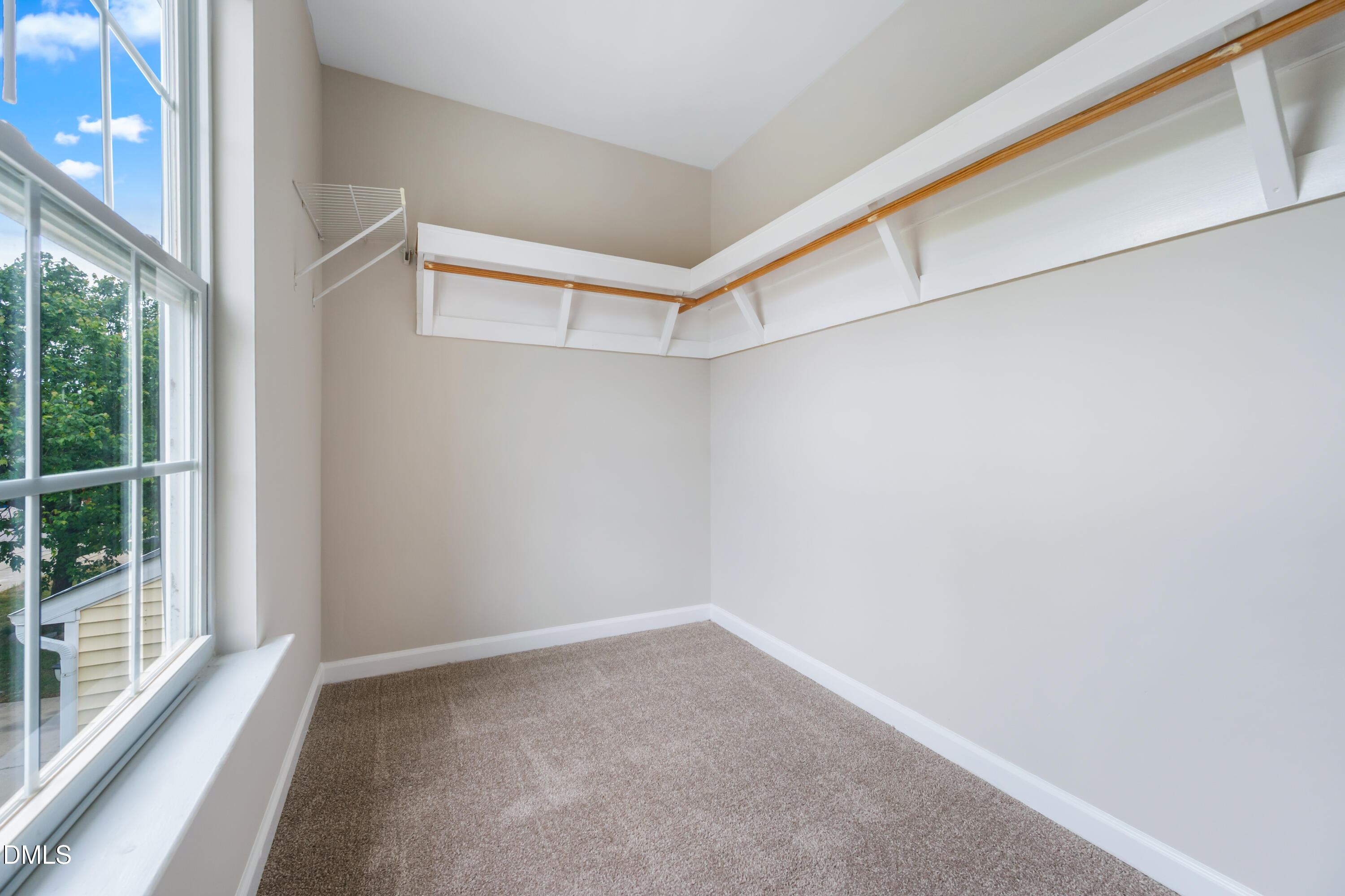 1532 Pebble Ridge Drive Property Photo 28