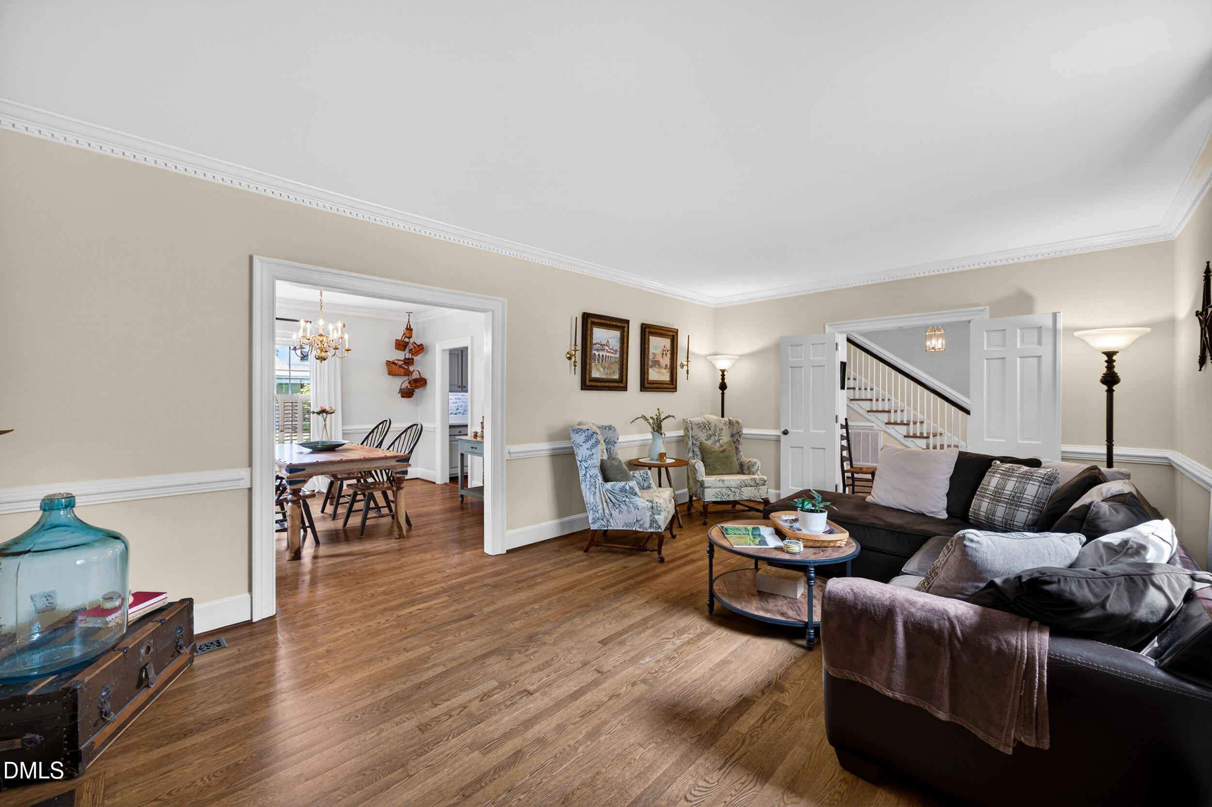 200 E Park Avenue Property Photo 7