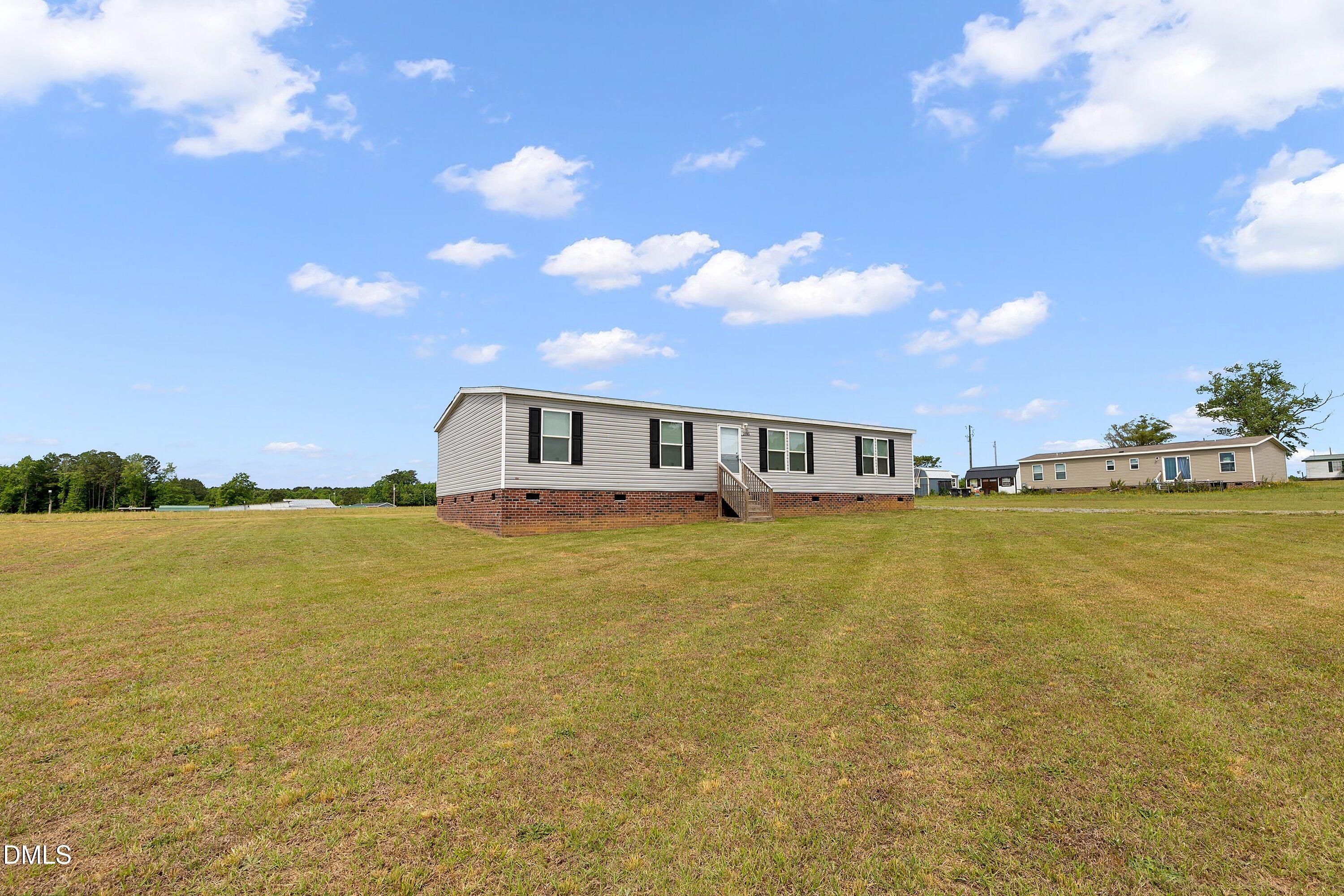 2890 Junior Road Property Photo 3