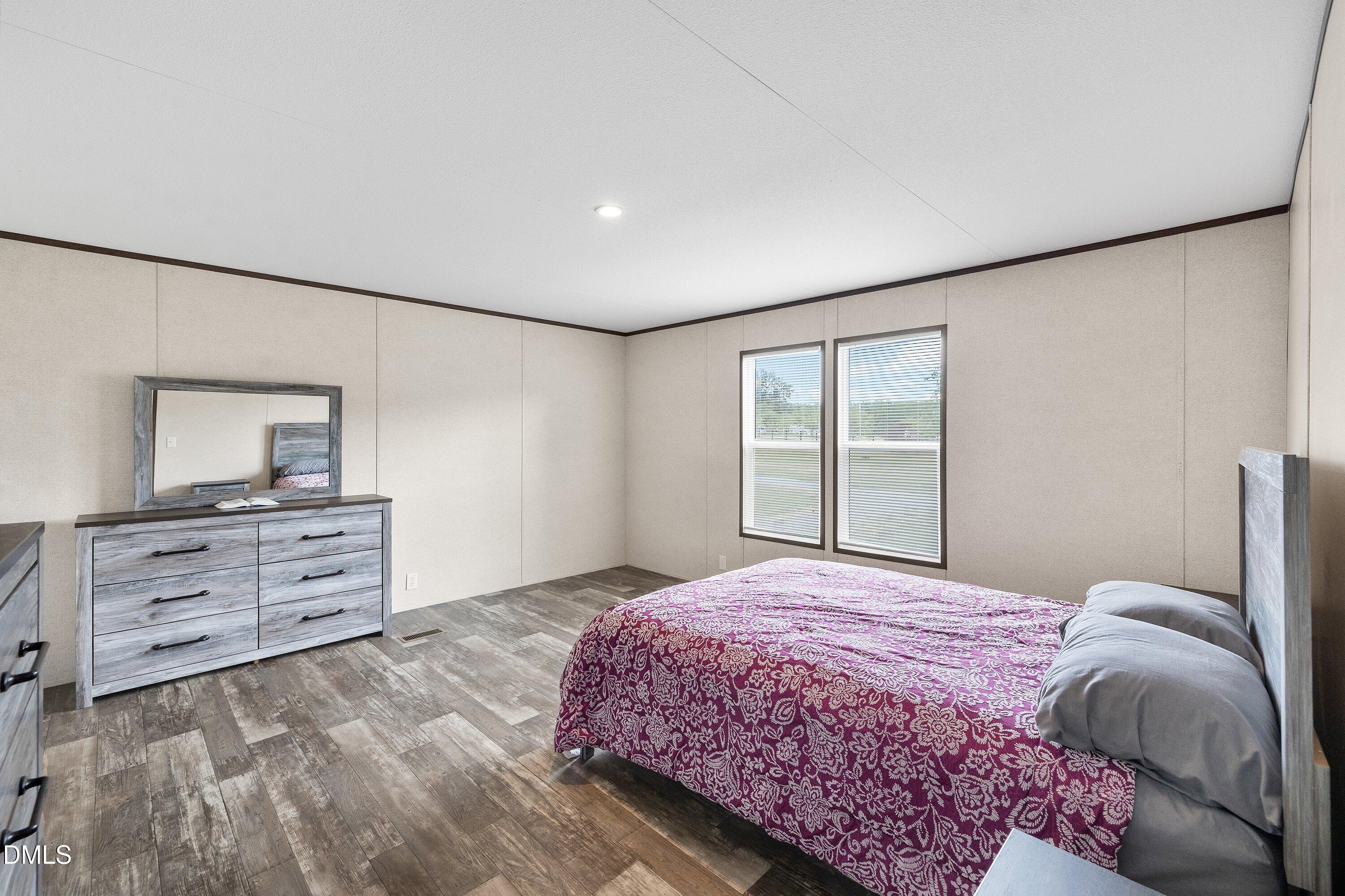 2890 Junior Road Property Photo 19