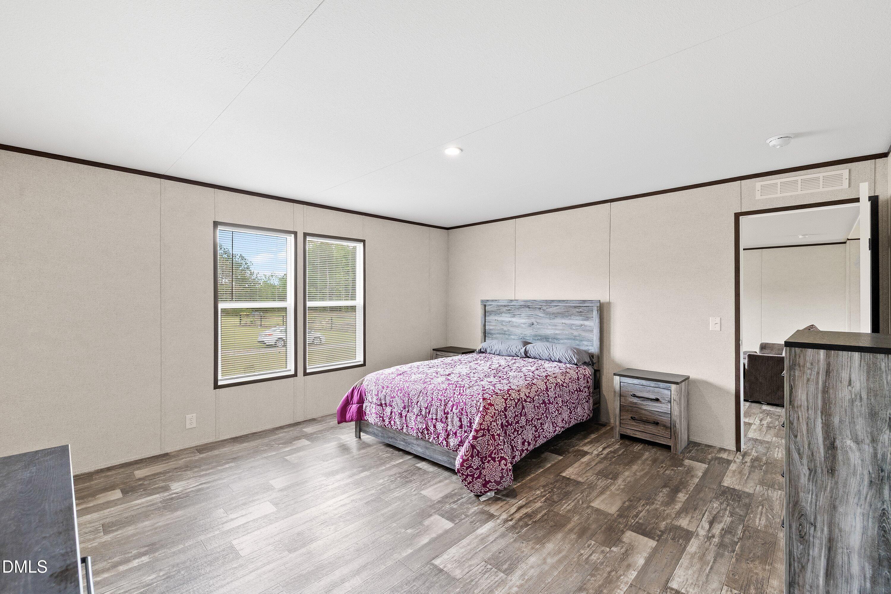 2890 Junior Road Property Photo 21
