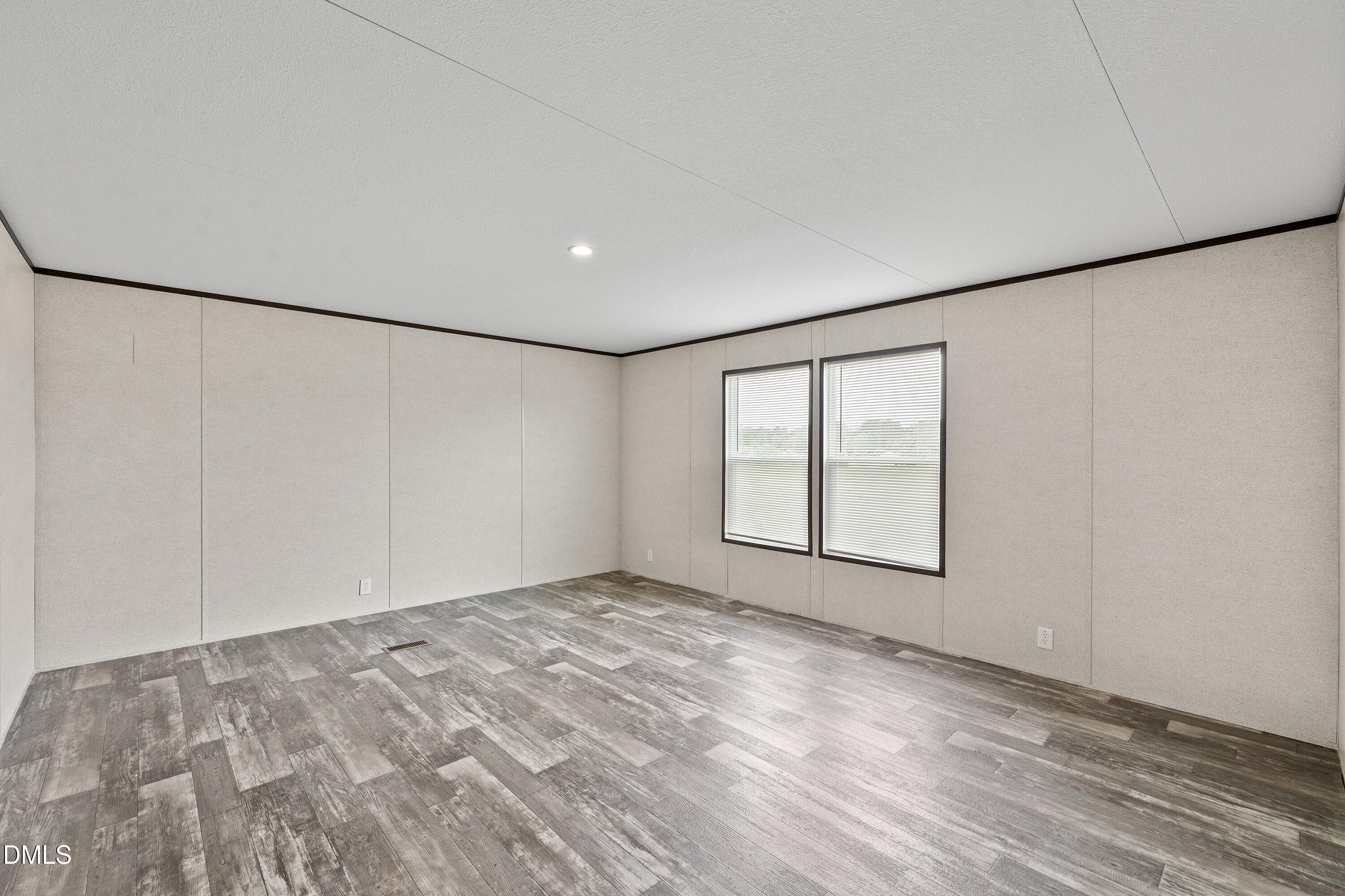 2890 Junior Road Property Photo 27