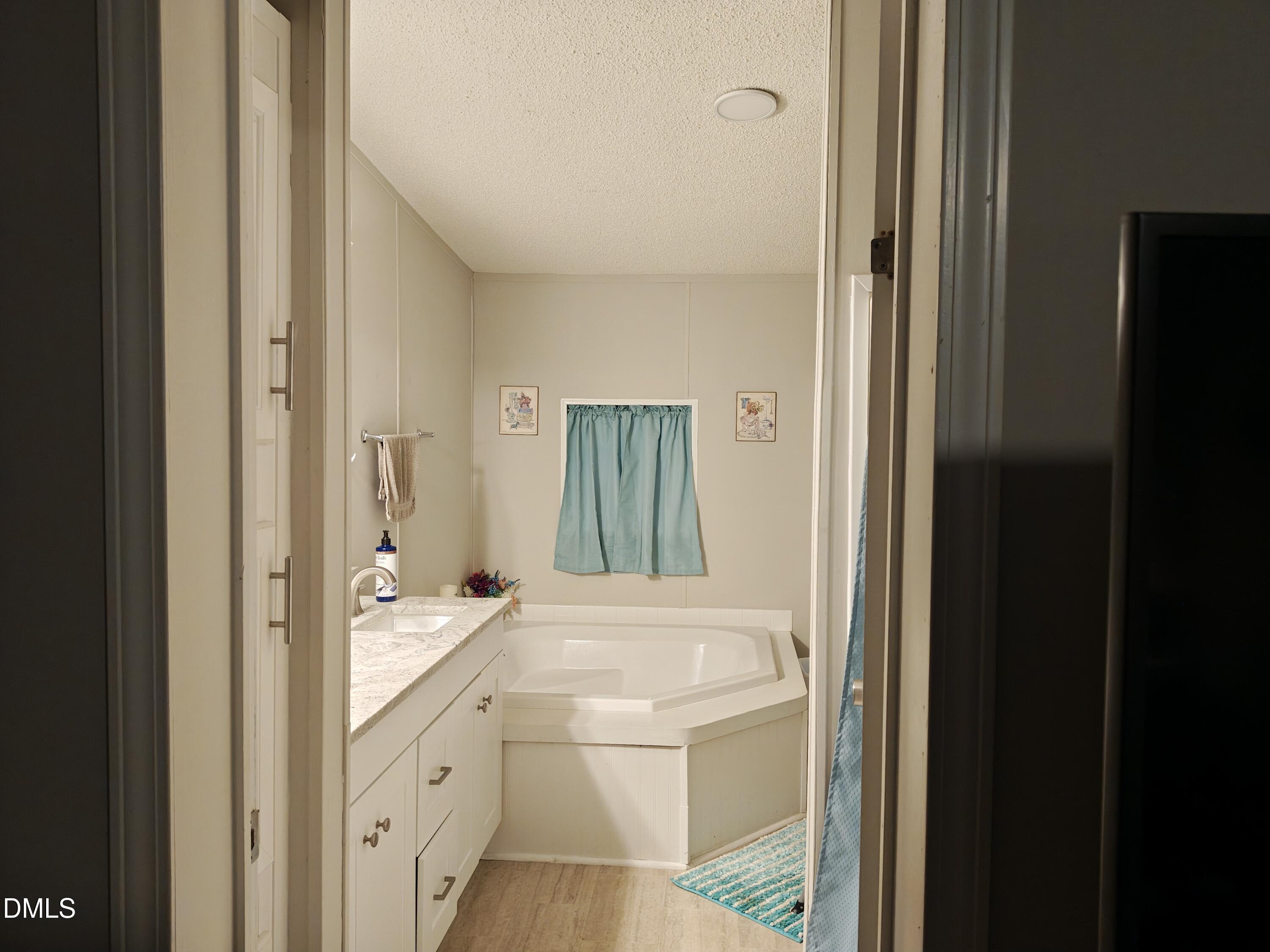 87 E Williams Street Property Photo 25