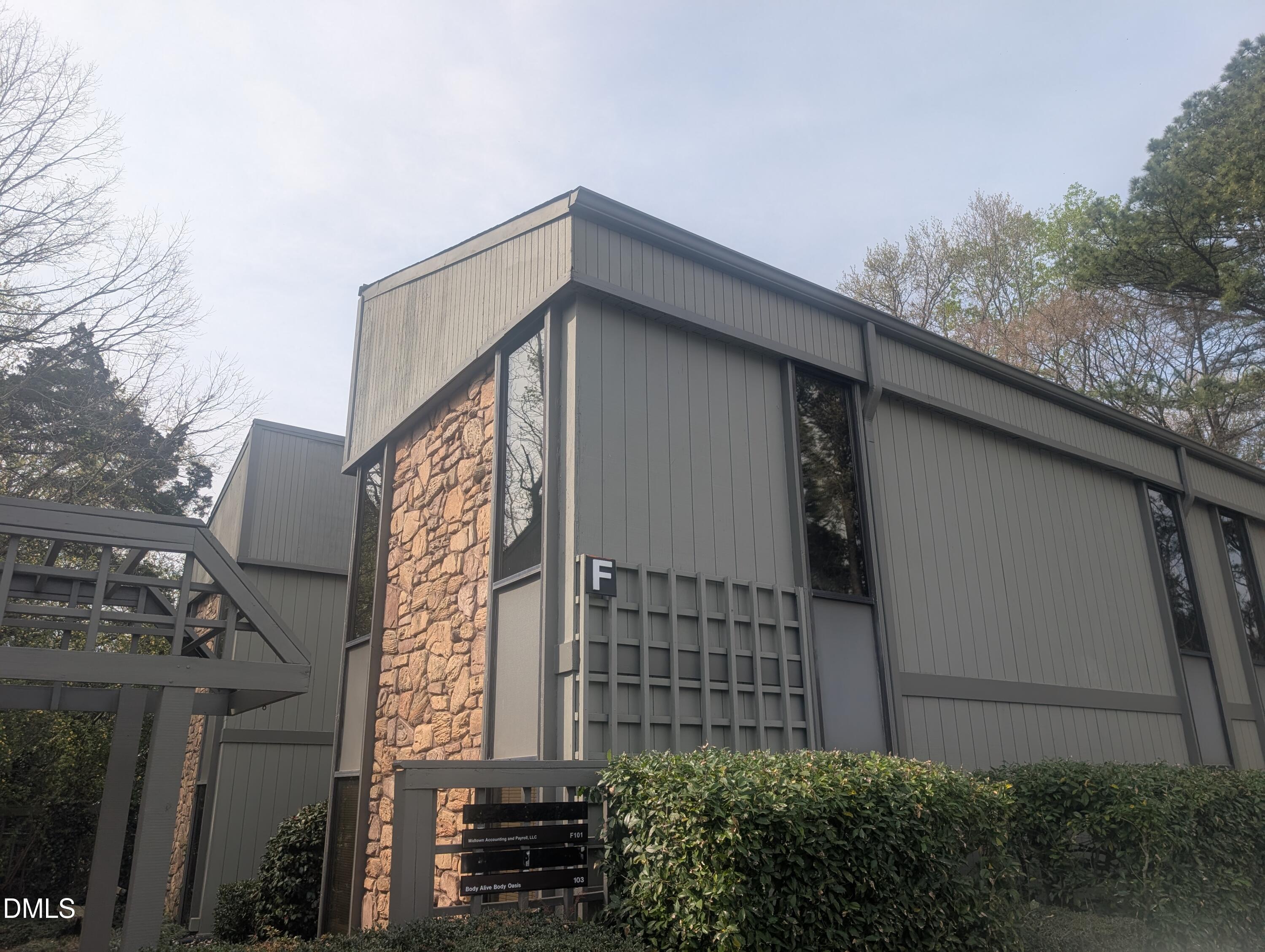 1100 Logger Court Property Photo 1