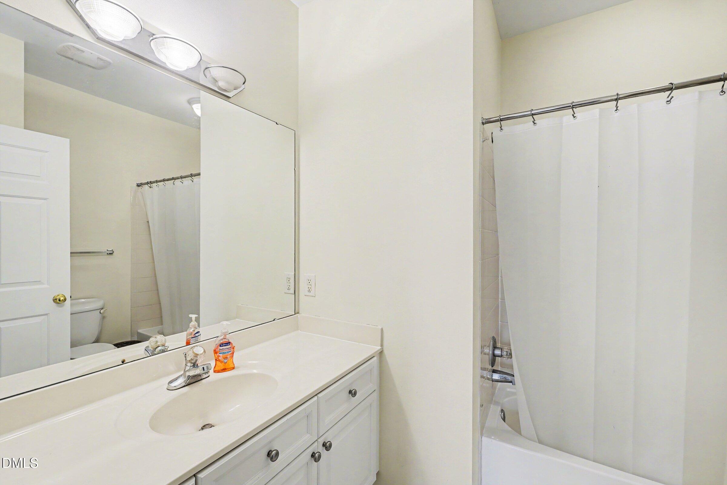 8221 Allyns Landing Way 204 Property Photo 15