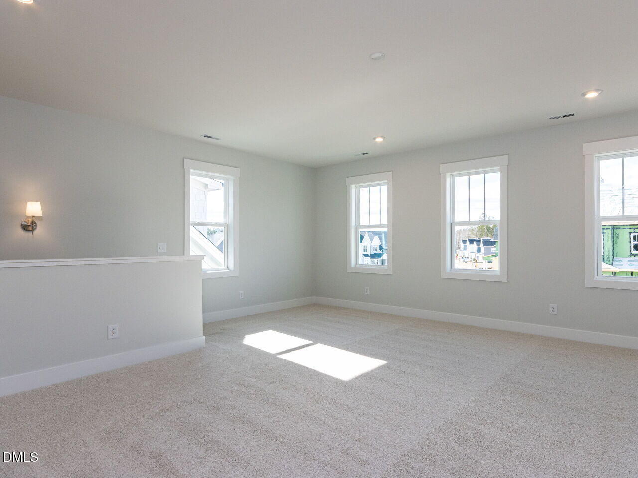 841 Lunar Light Drive Property Photo 17