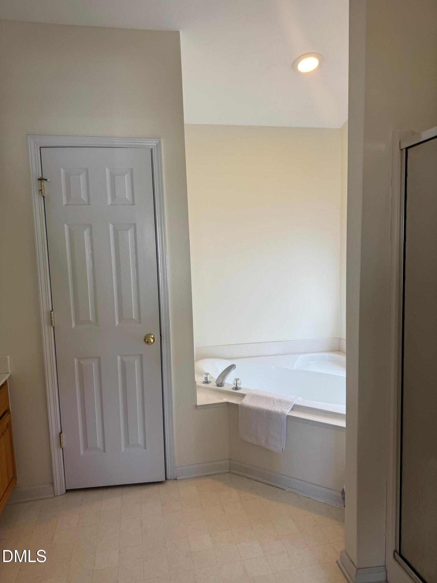 3730 Appling Way Property Photo 14