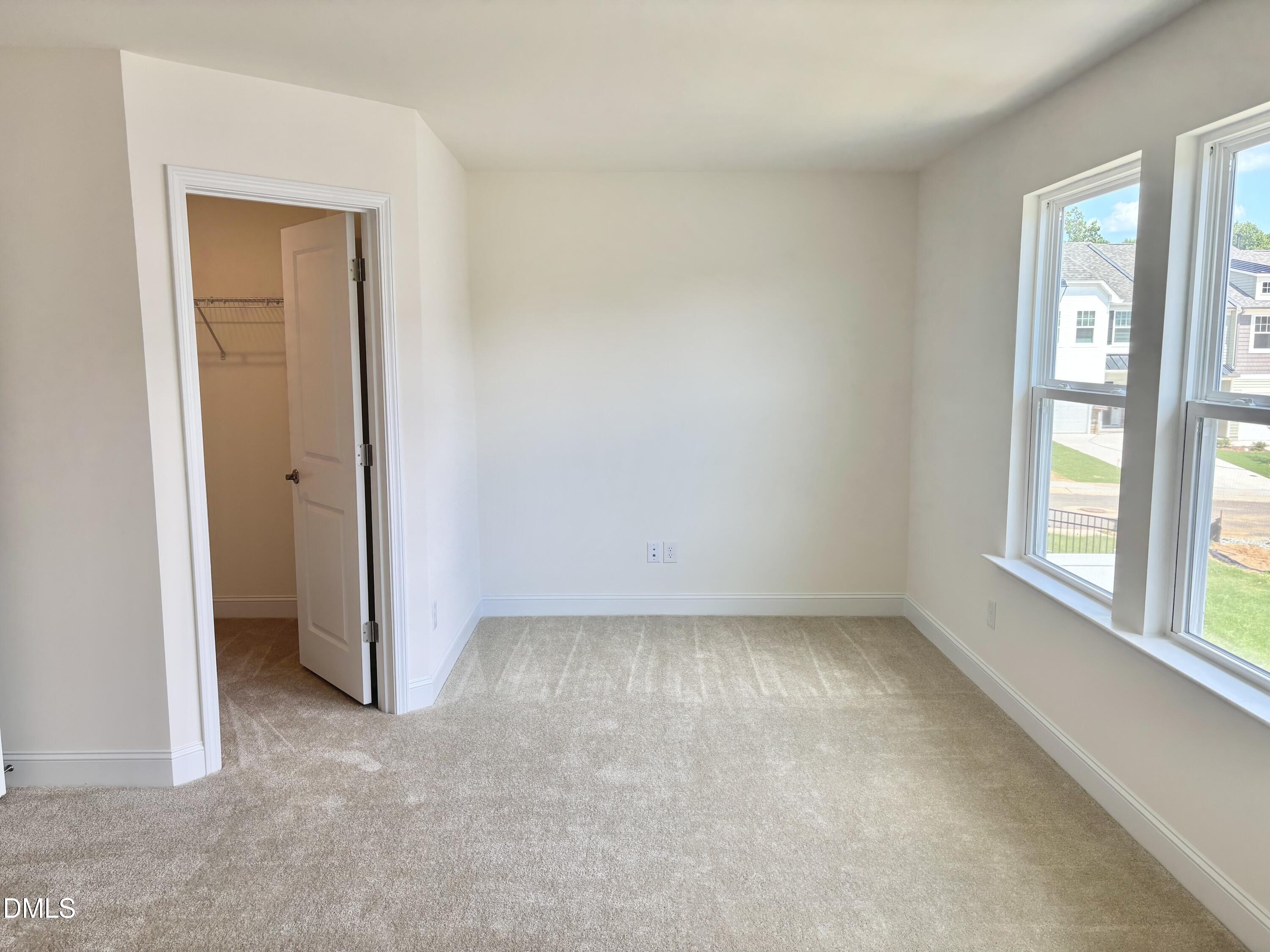 218 Alberta Drive 140 Property Photo 17