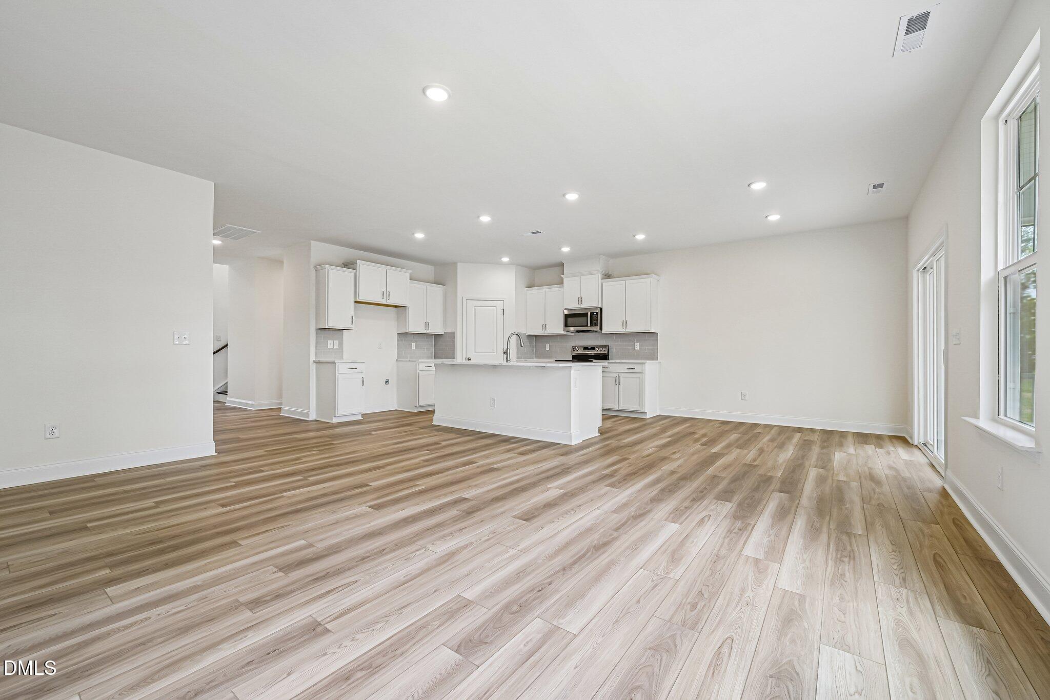113 Millview Way Property Photo 8