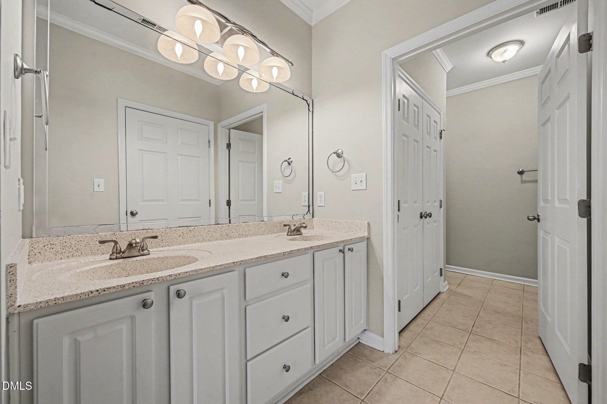 2821 Kudrow Lane Property Photo 11