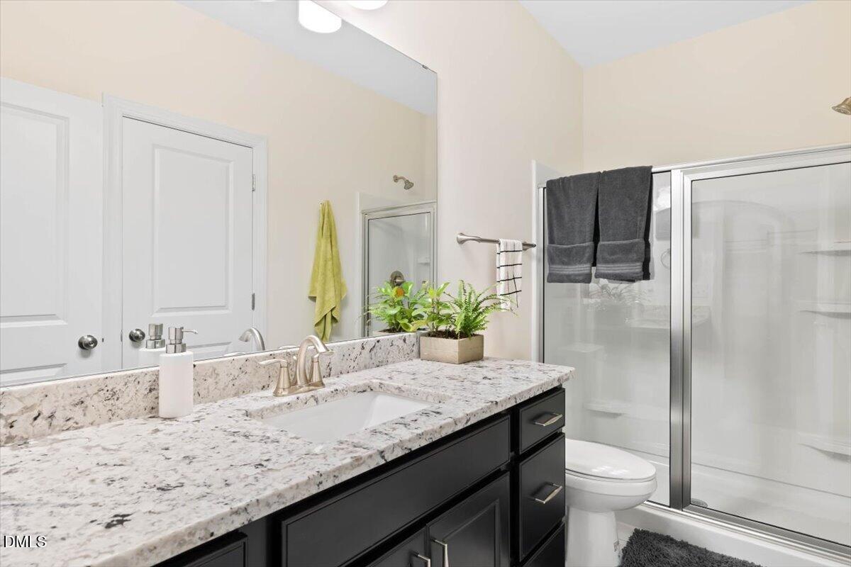 6928 Leesville Road Property Photo 15