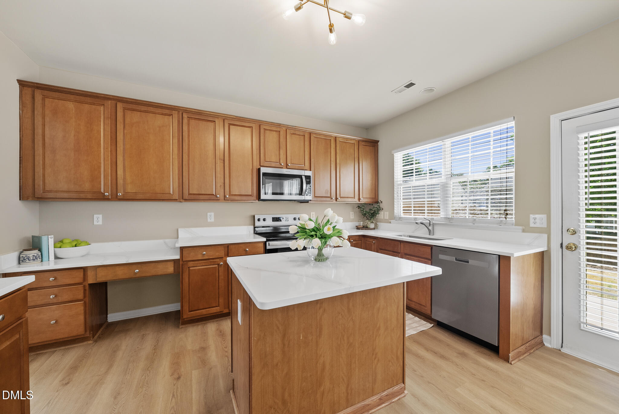 1526 Michelle Drive Property Photo 15