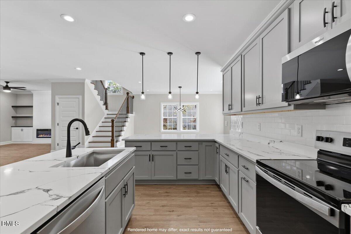 1911 Gilmore Avenue Property Photo 3
