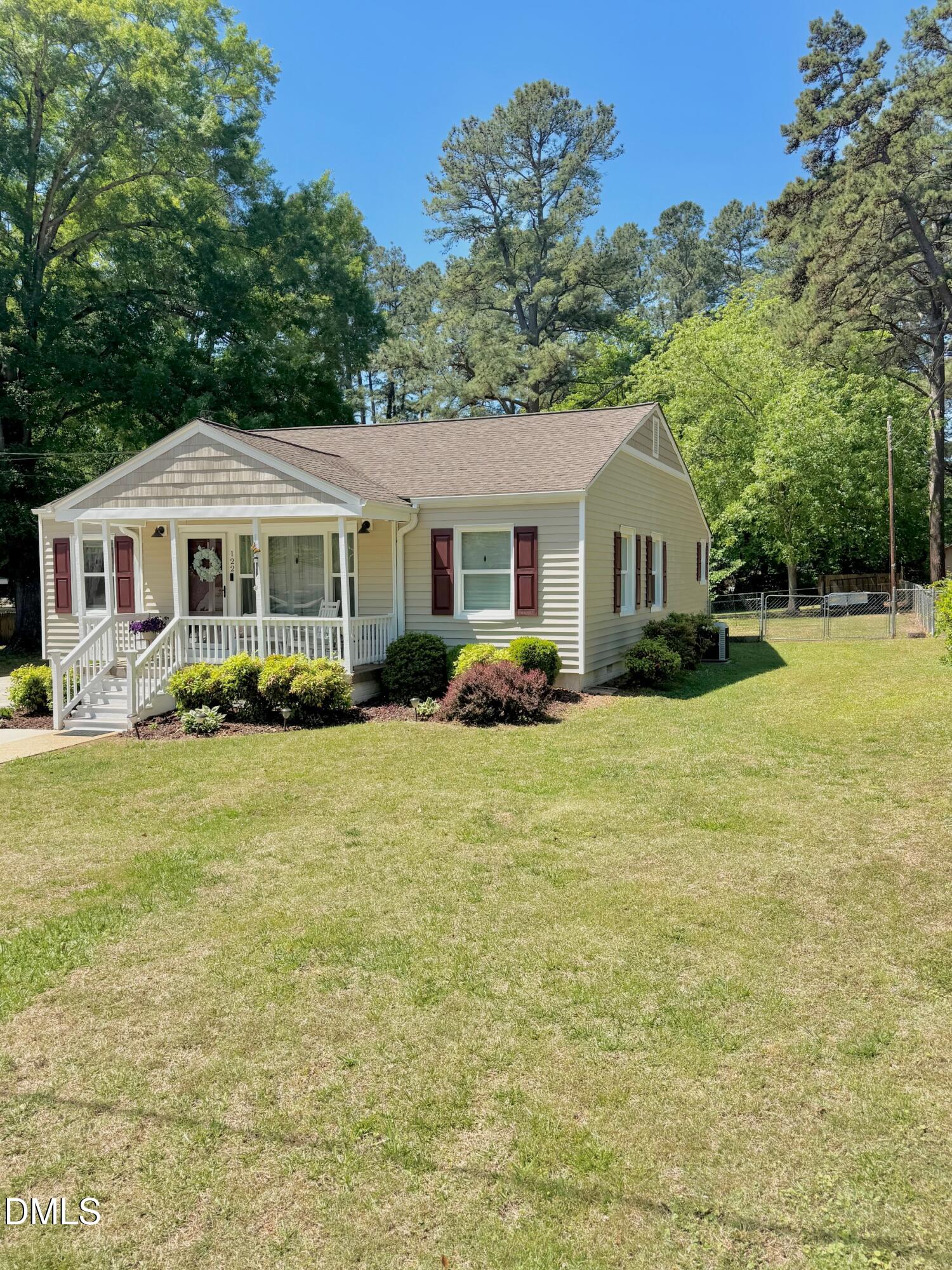 122 Watson Drive Property Photo 3