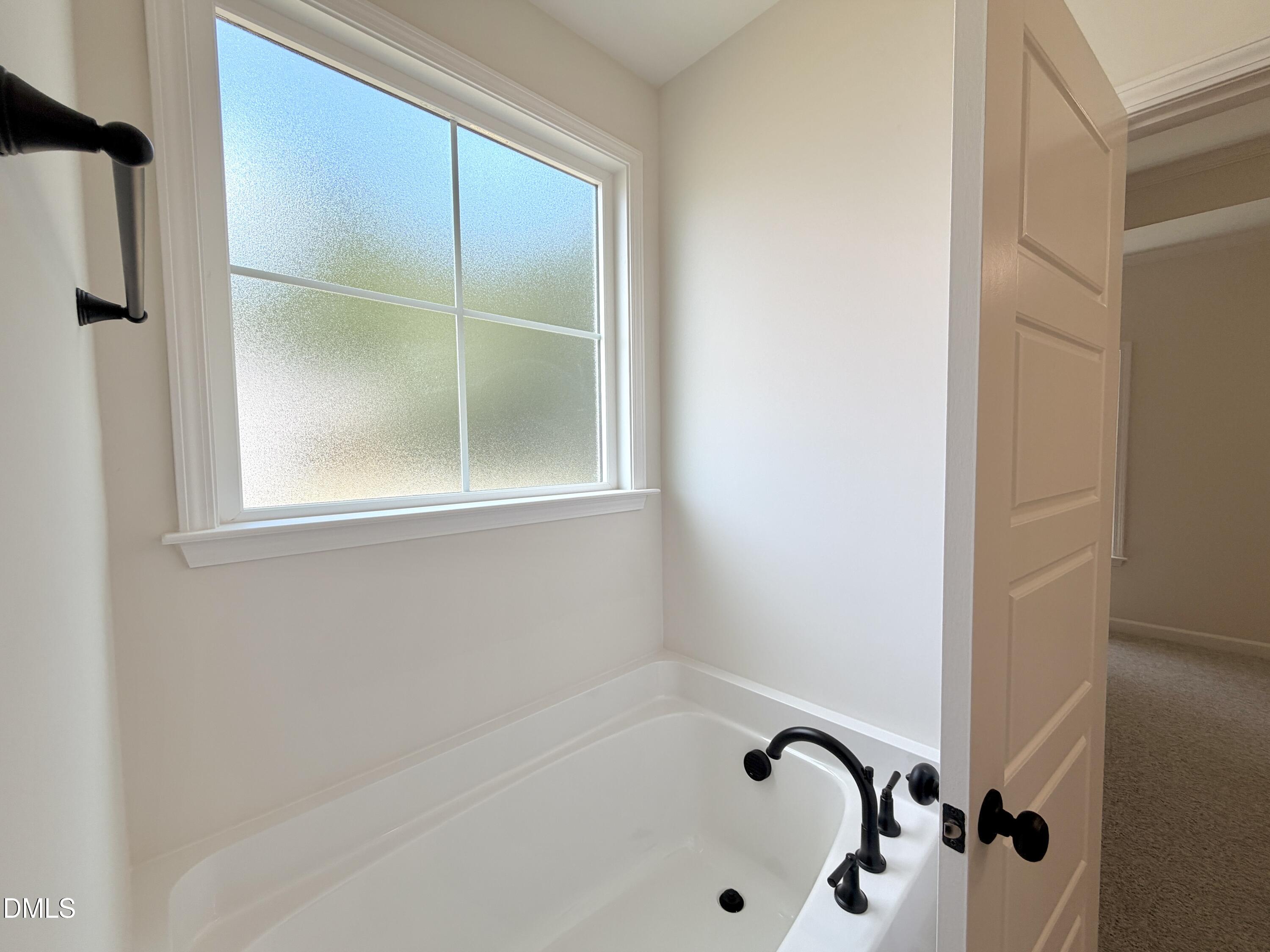 3714 Chatsworth Drive Property Photo 12