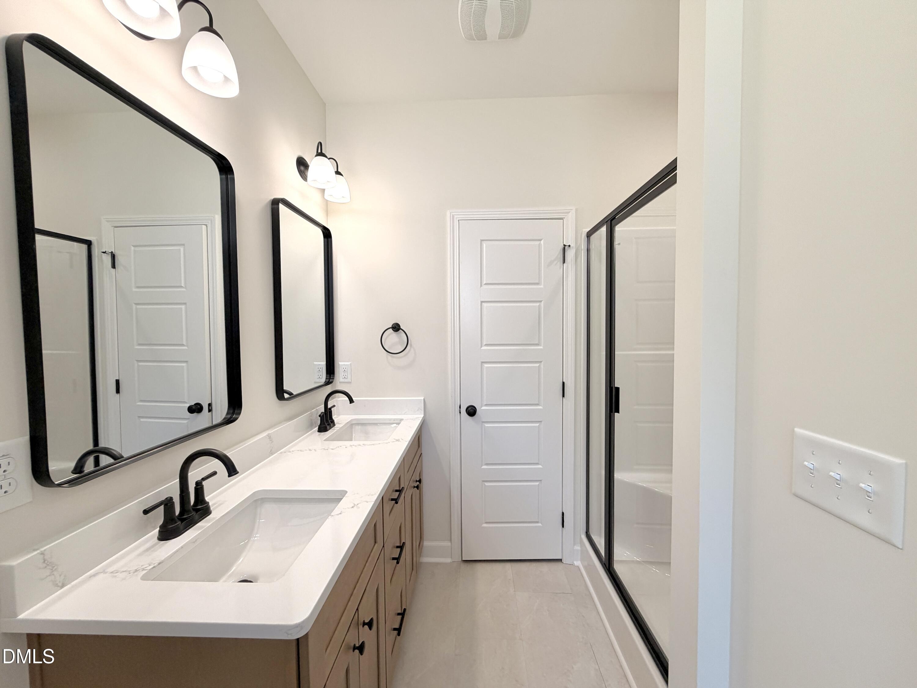 3714 Chatsworth Drive Property Photo 13