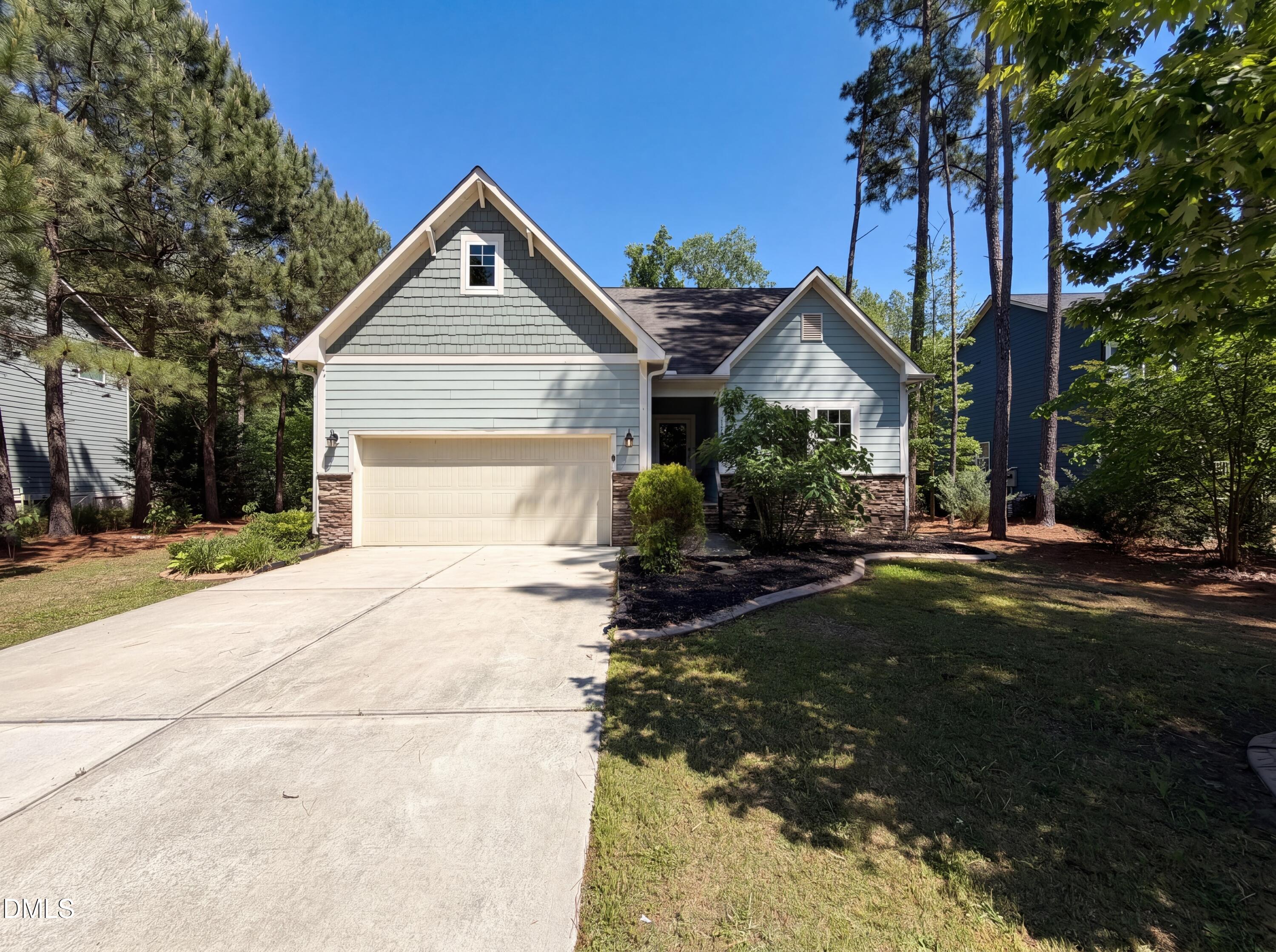 604 Rockbank Loop
