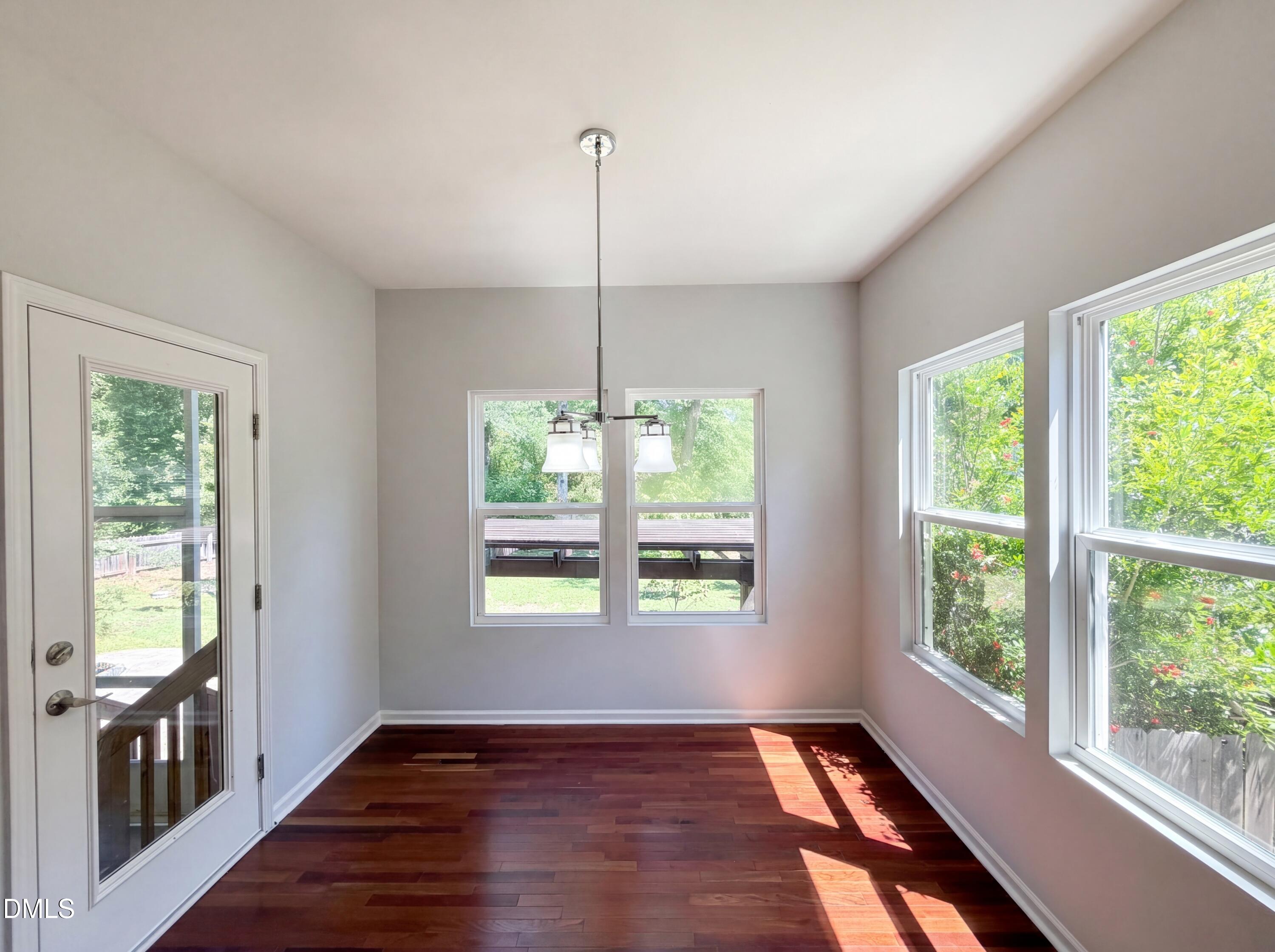 604 Rockbank Loop Property Photo 7