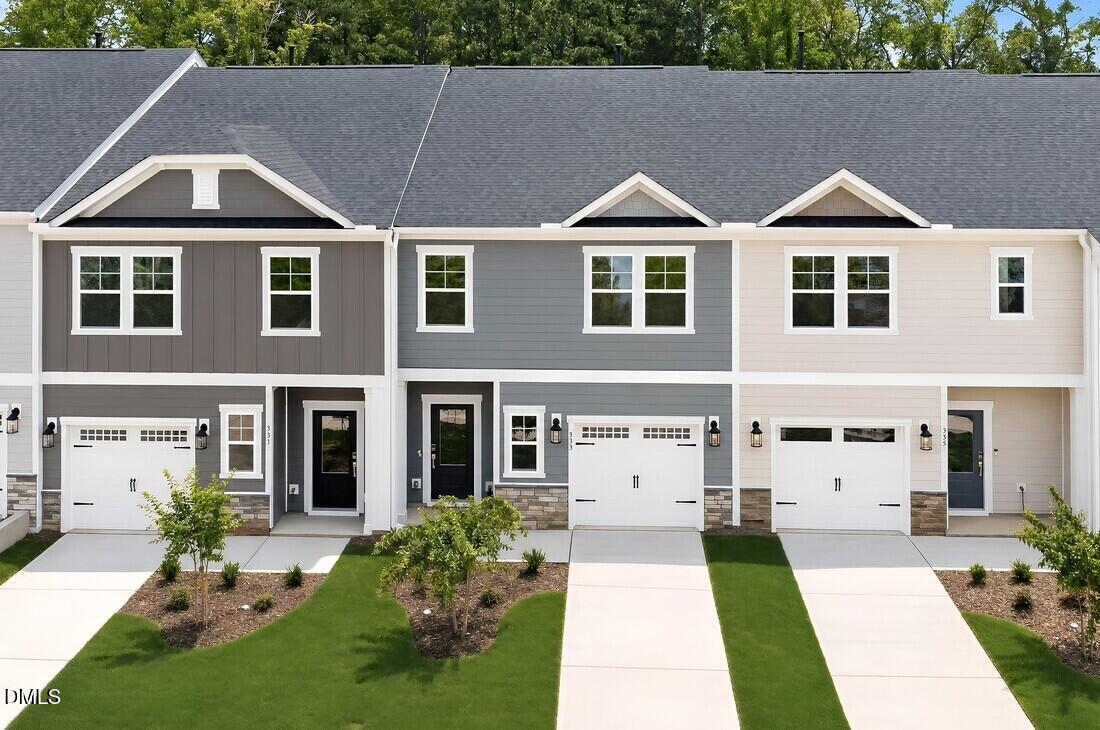 333 Sweetbay Tree Drive Property Photo 1
