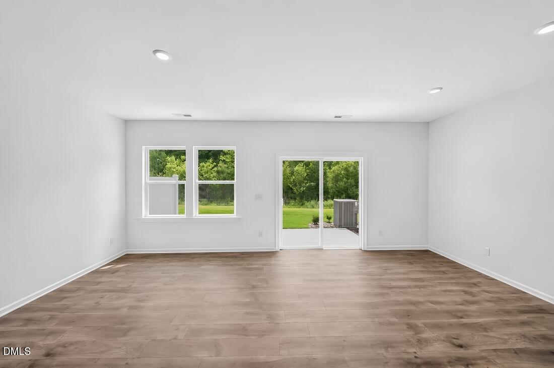 333 Sweetbay Tree Drive Property Photo 4