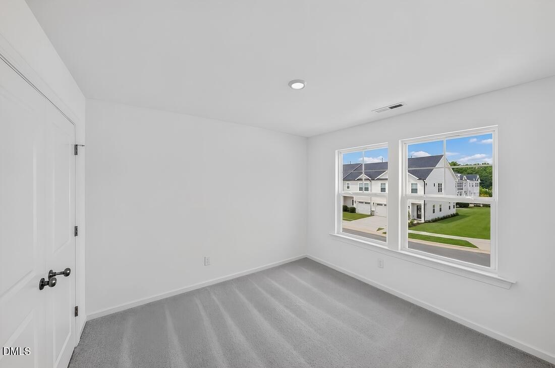 333 Sweetbay Tree Drive Property Photo 9
