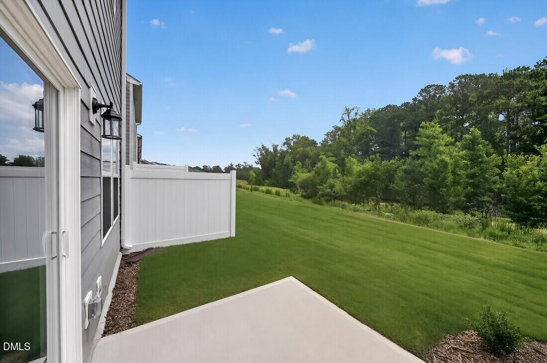 333 Sweetbay Tree Drive Property Photo 17