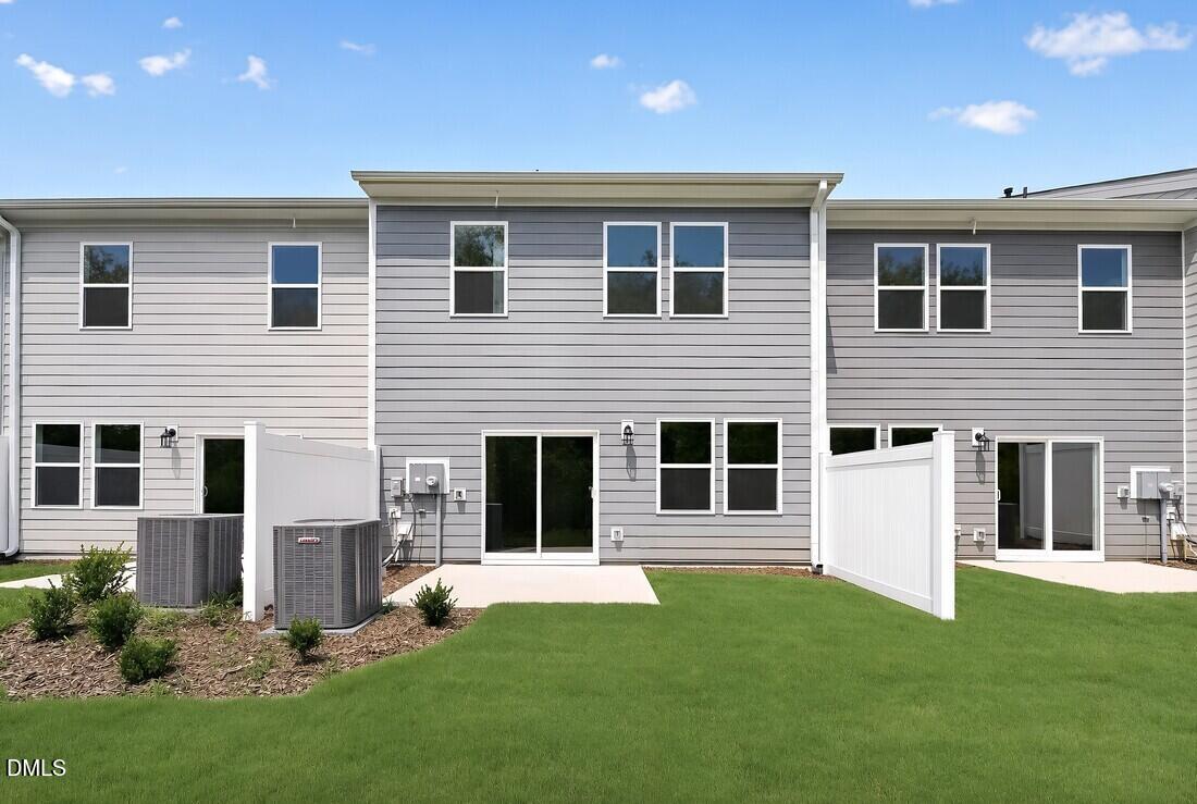 333 Sweetbay Tree Drive Property Photo 18