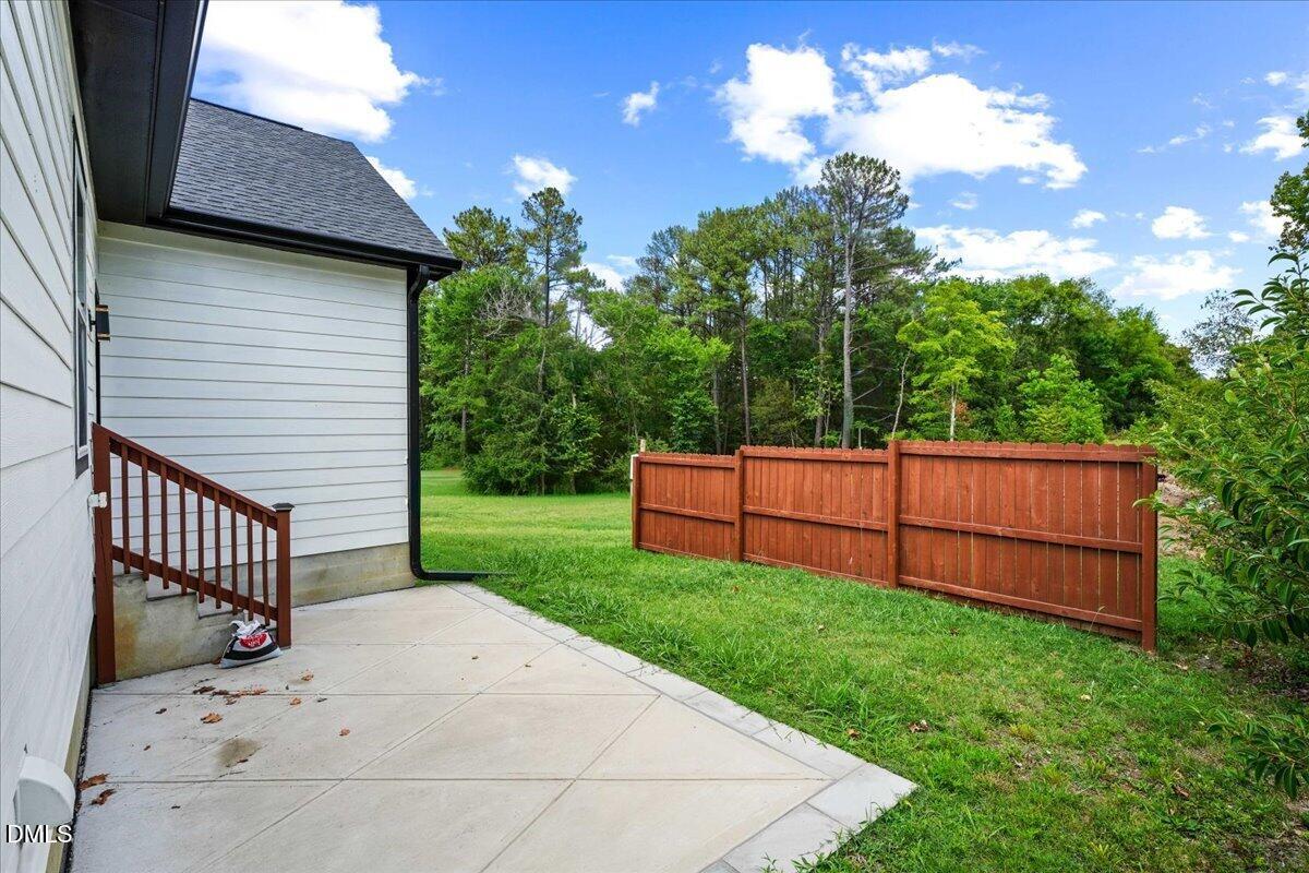 3241 Rowena Avenue Property Photo 6