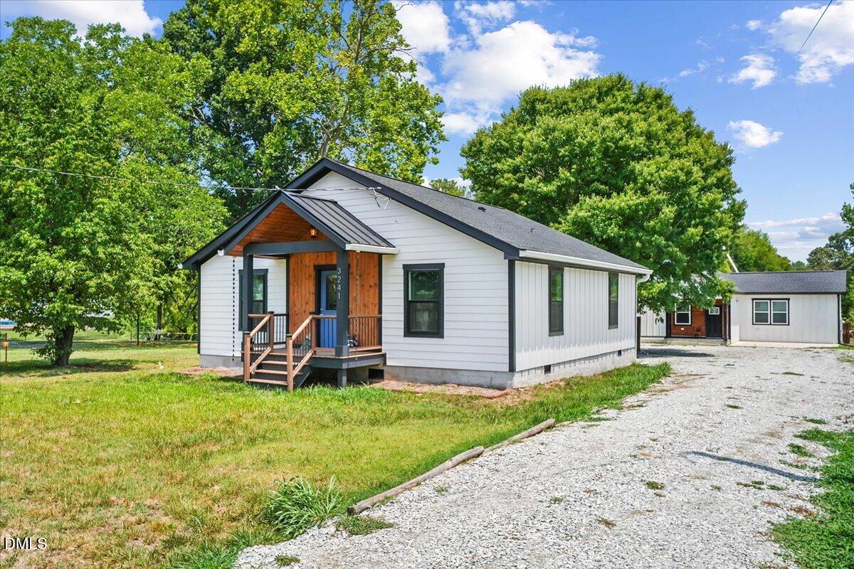 3241 Rowena Avenue Property Photo 13