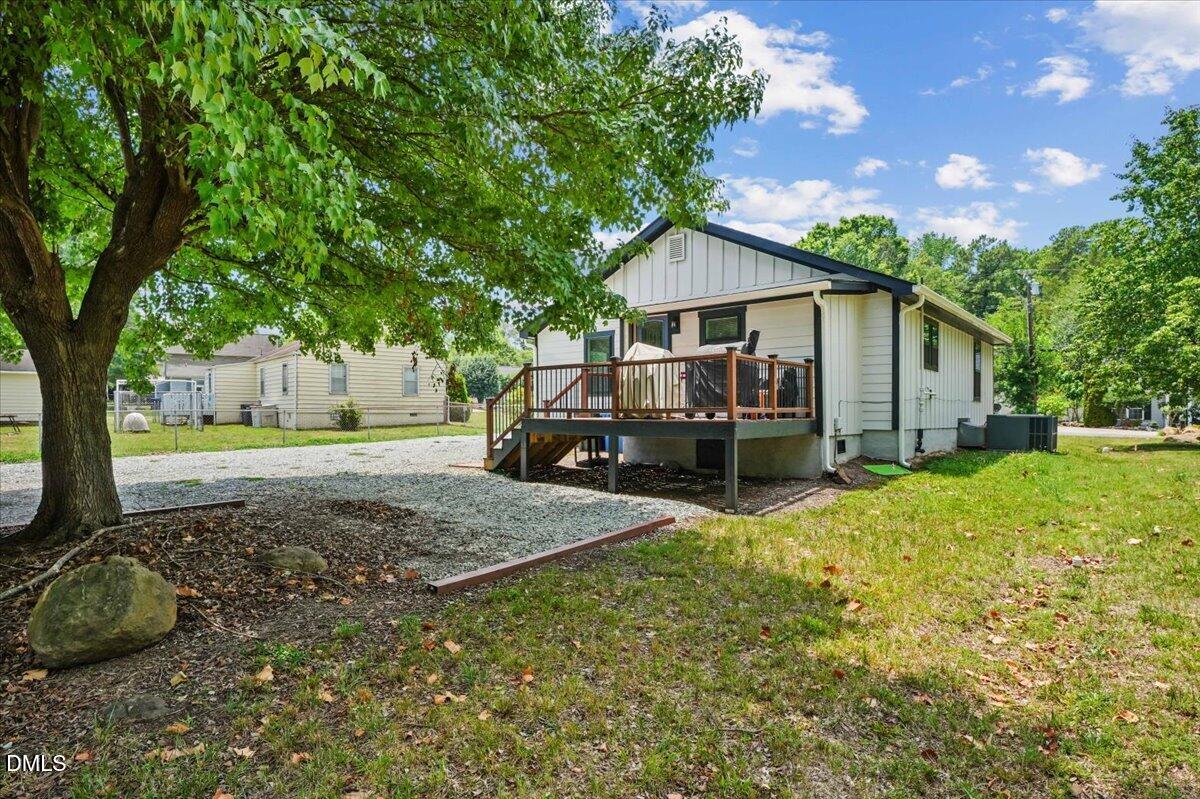 3241 Rowena Avenue Property Photo 17