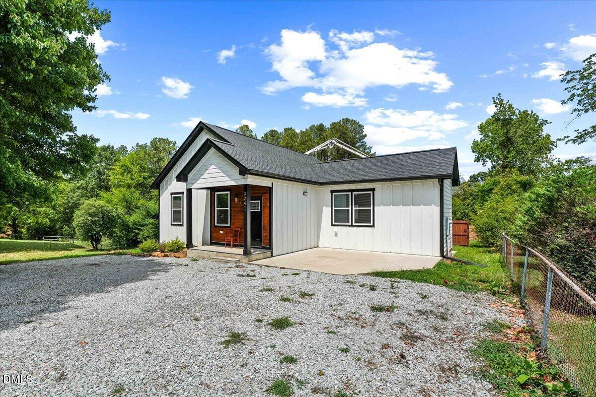 3241 Rowena Avenue Property Photo 23